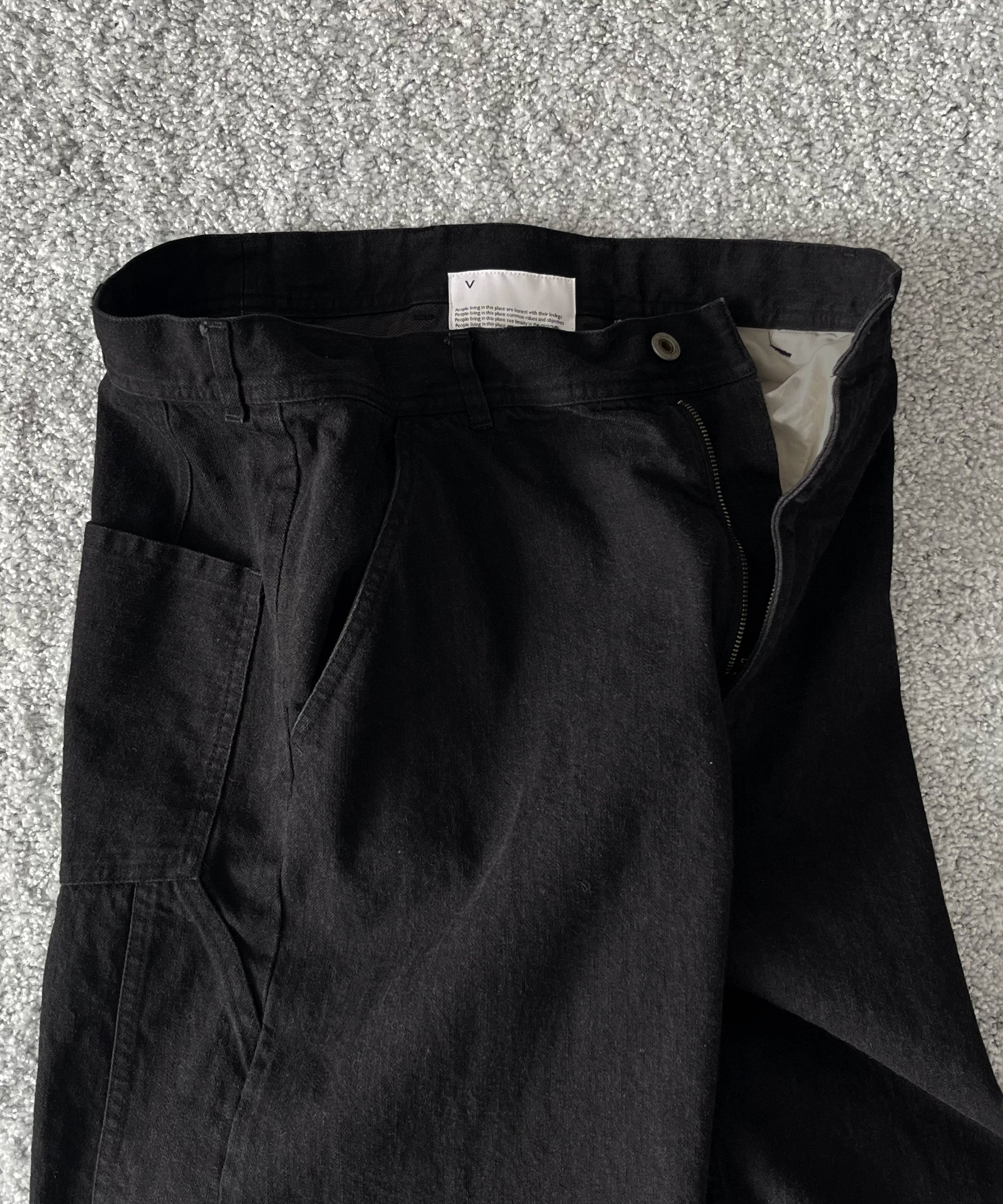 VOAAOV Denim pants "BLACK/OW"