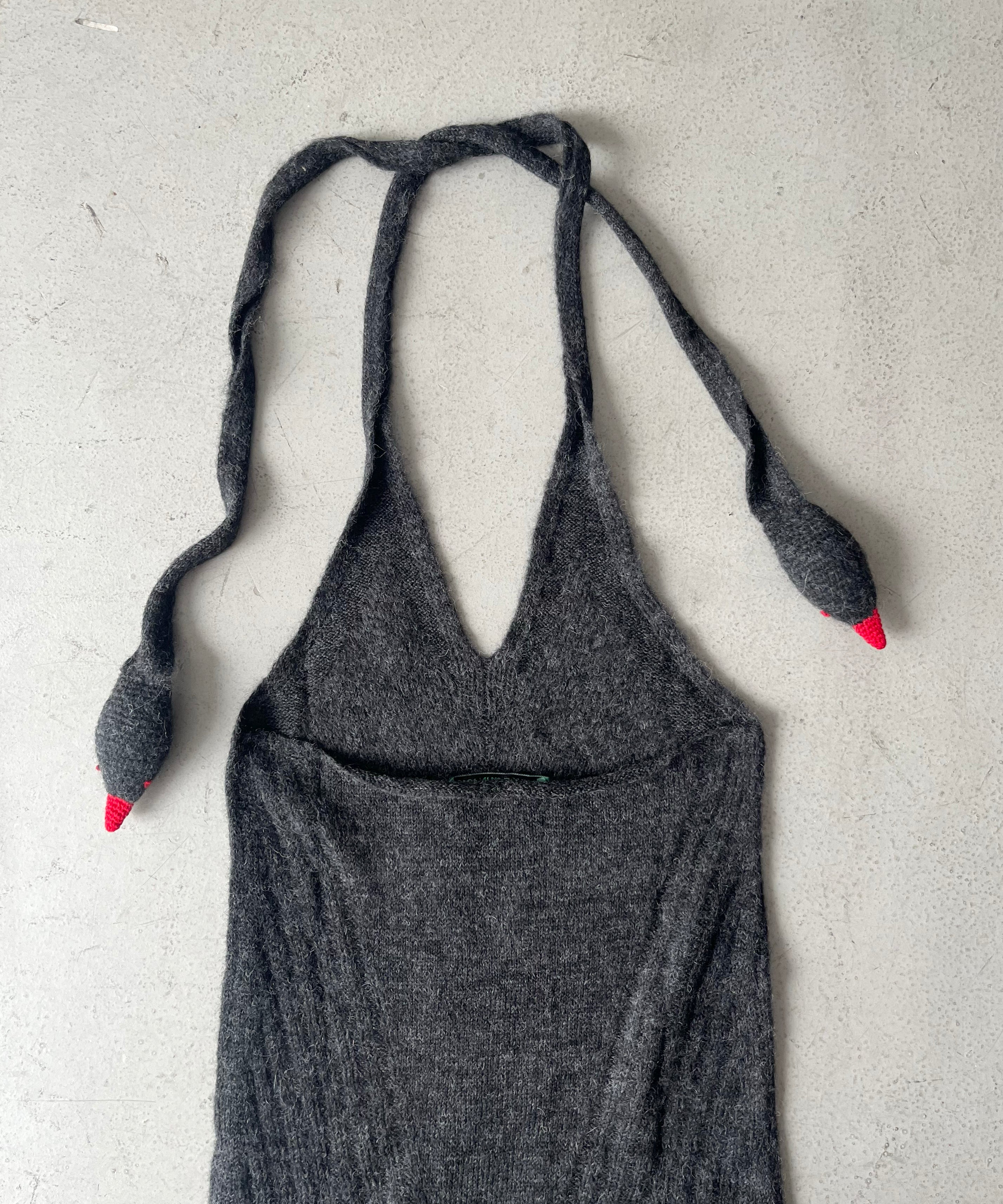 EMILY DAWN LONG Swan scarf halter sweater "BLACK"