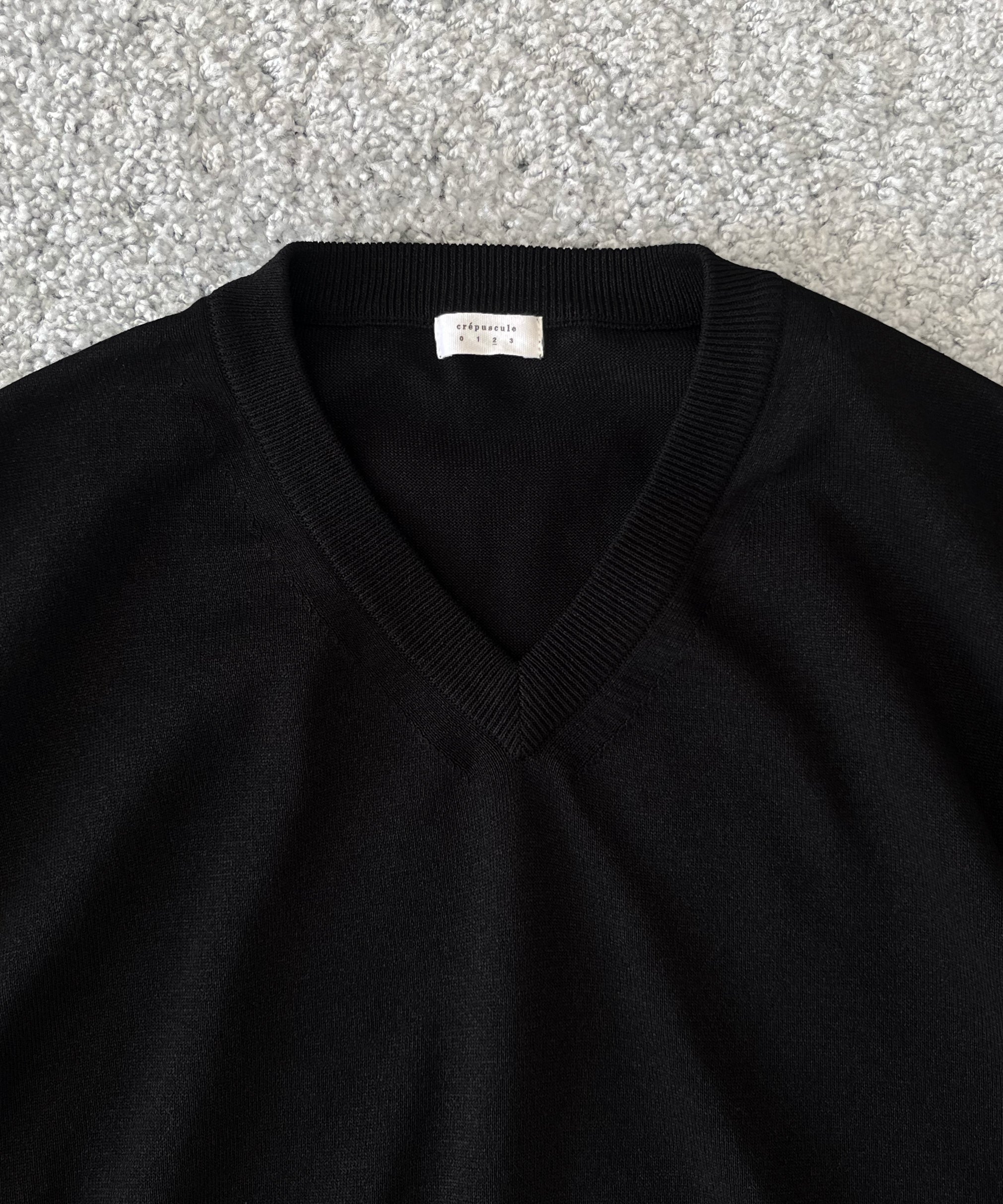 crepuscule Washi v/n knit t-shirt "BLACK"