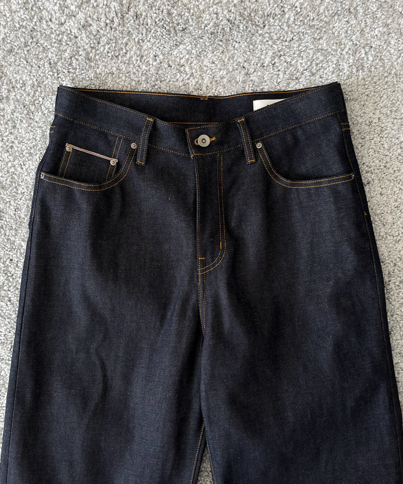 DIGAWEL Straight denim pants "NAVY"