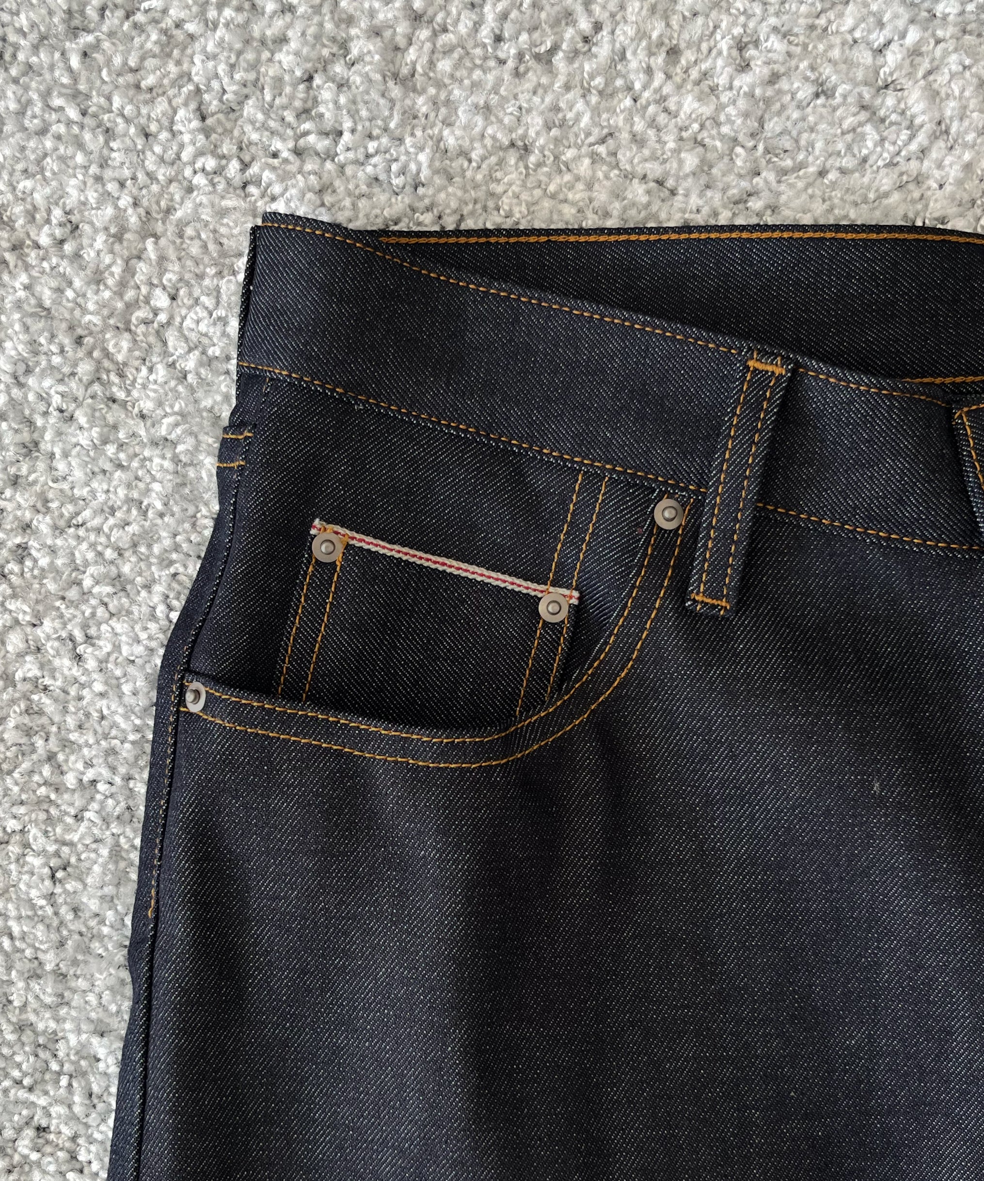 DIGAWEL Straight denim pants "NAVY"