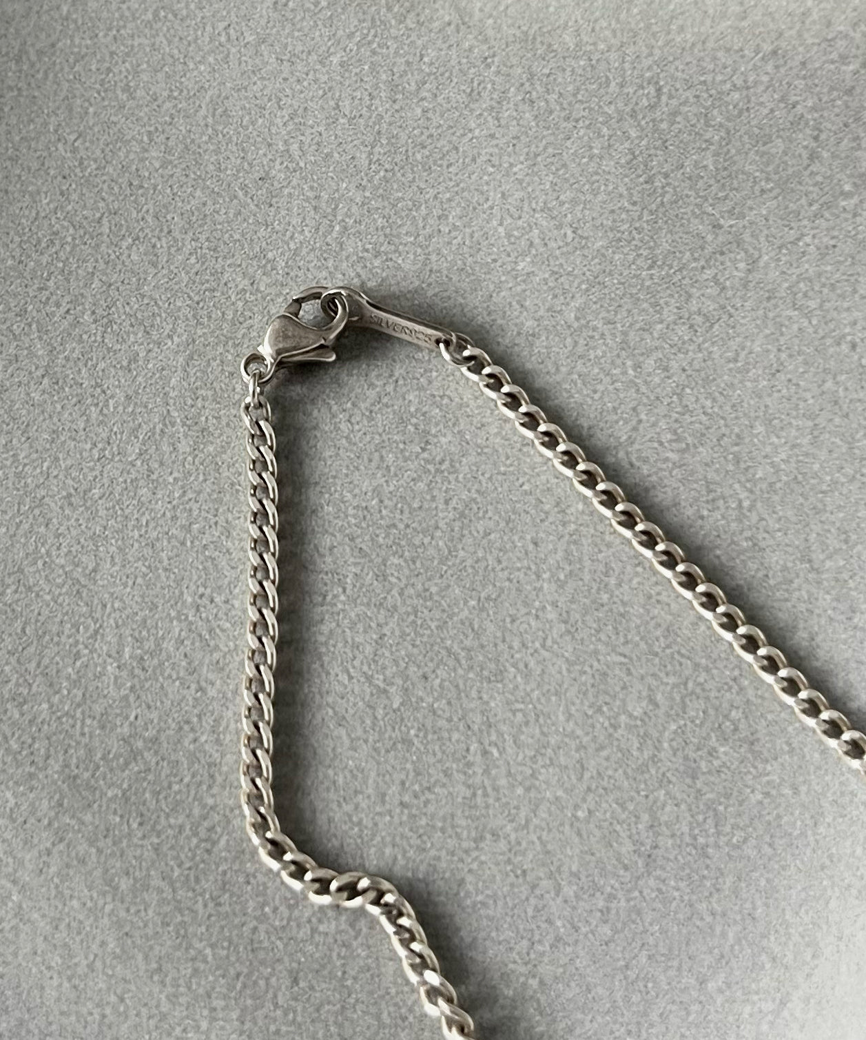 SHRINE Cushion necklace w/stone "SILVER"