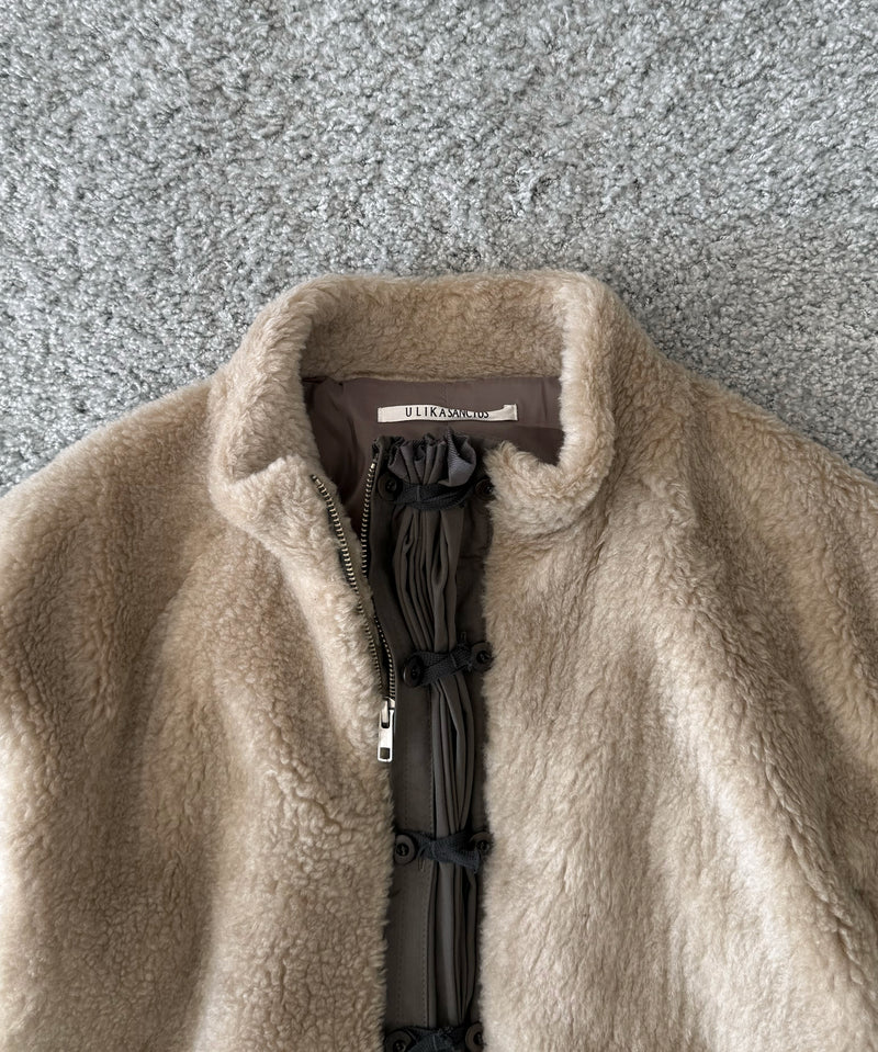 ULIKASANCTUS Puff sleeve fur jacket "BEIGE"