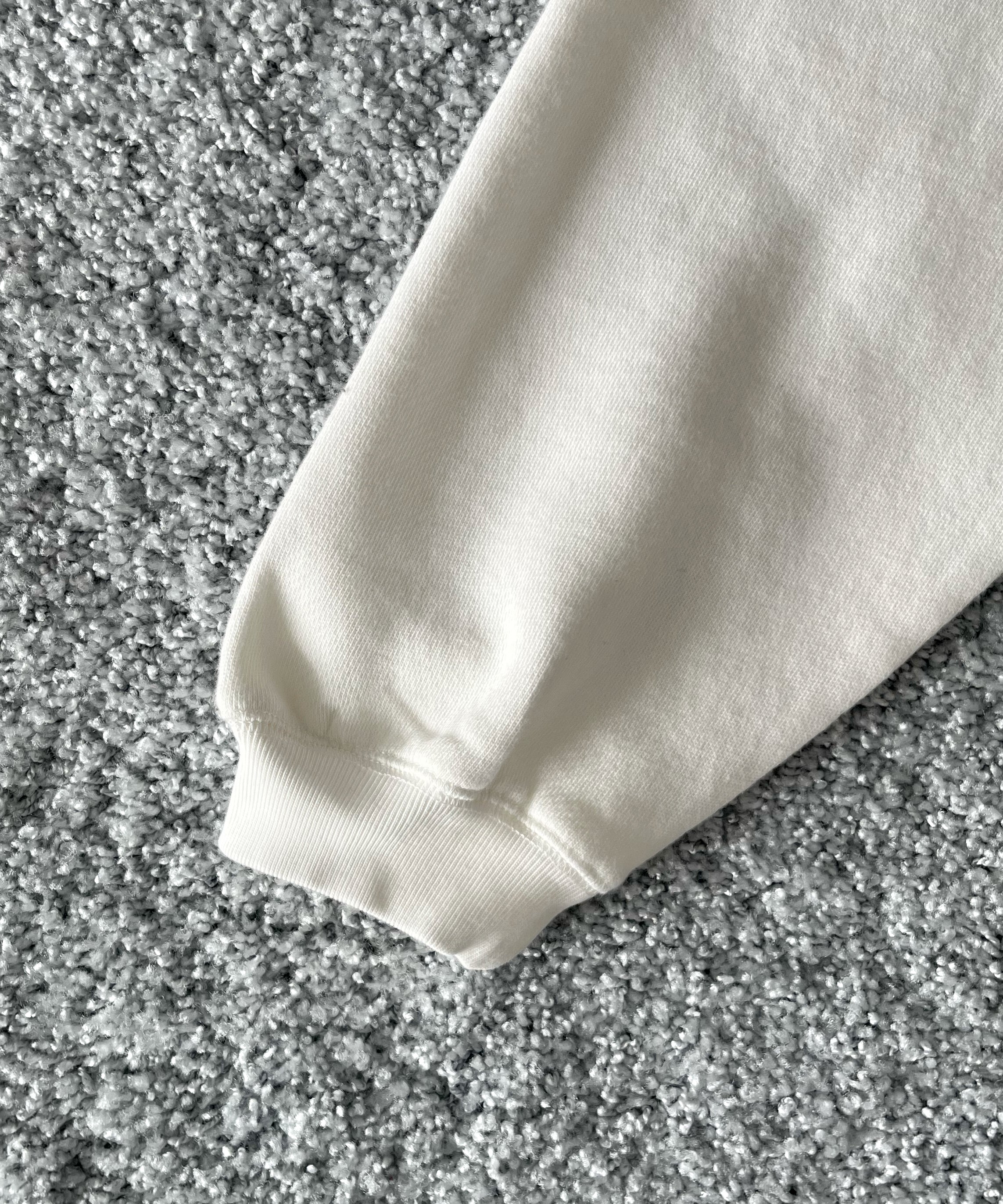 Basketcase Los angeles, crewneck "WHITE"