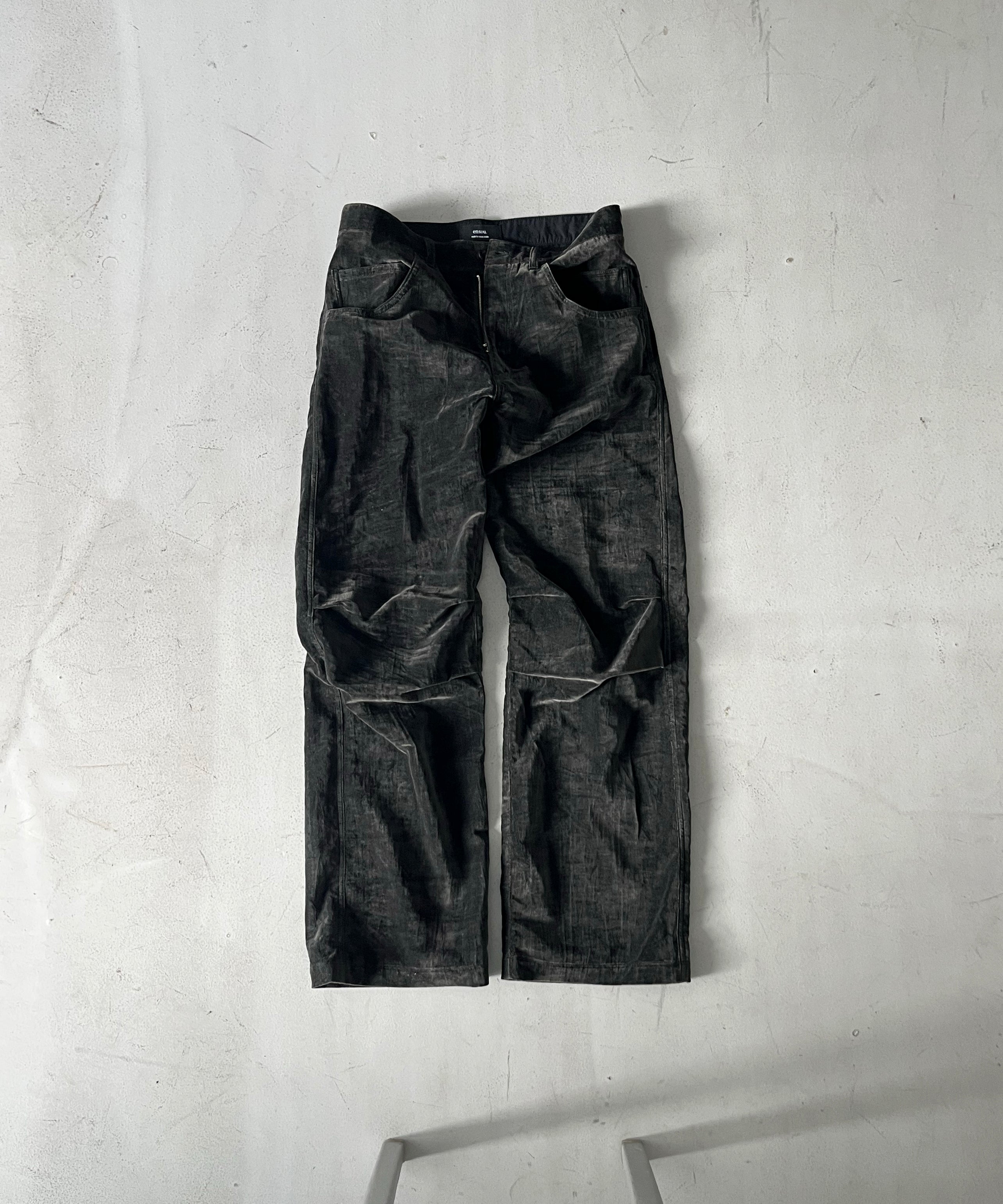 ensou. Derby pants "SUMI-DYED BLACK"