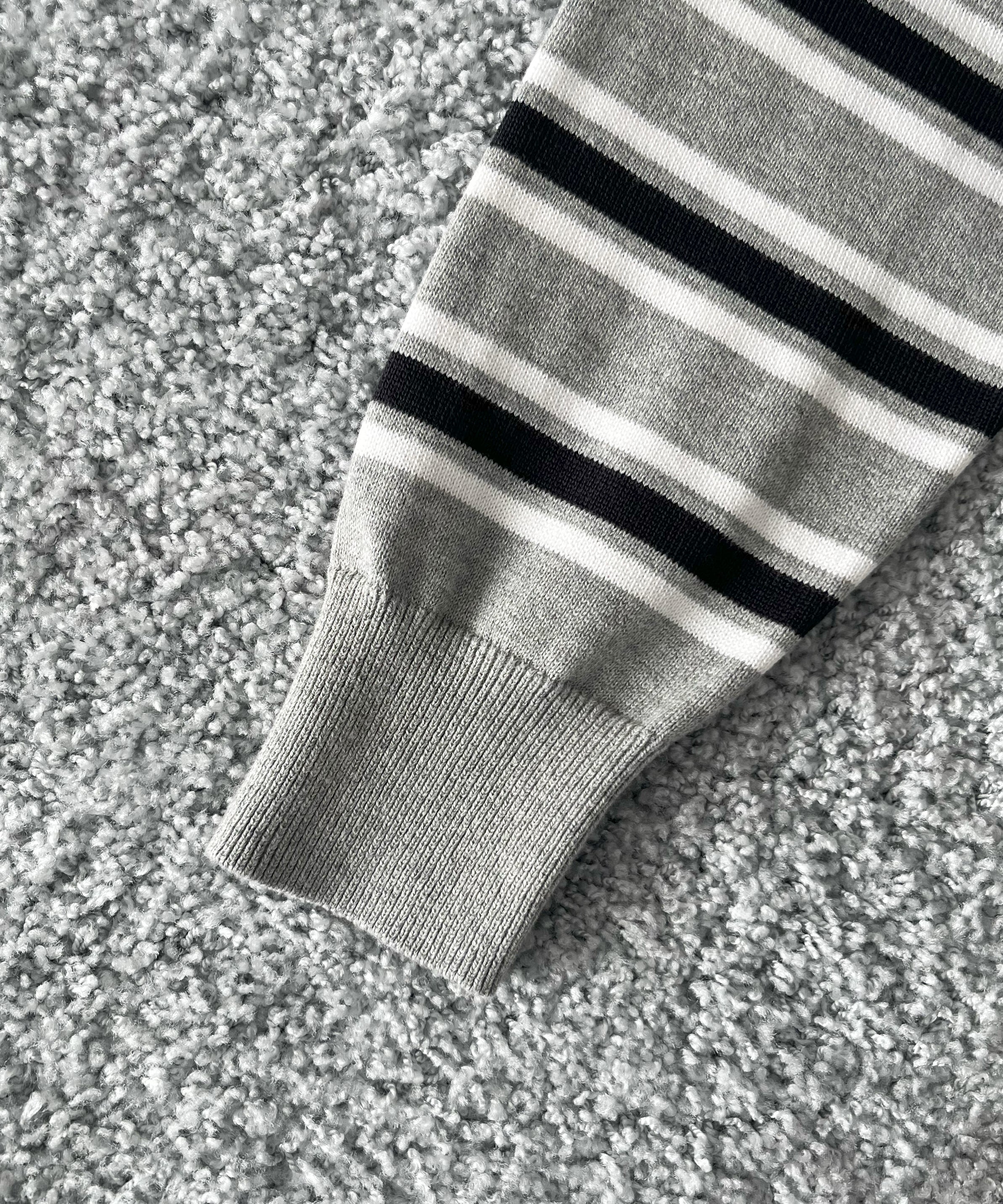KAIKO【カイコー】Border v neck sweater 