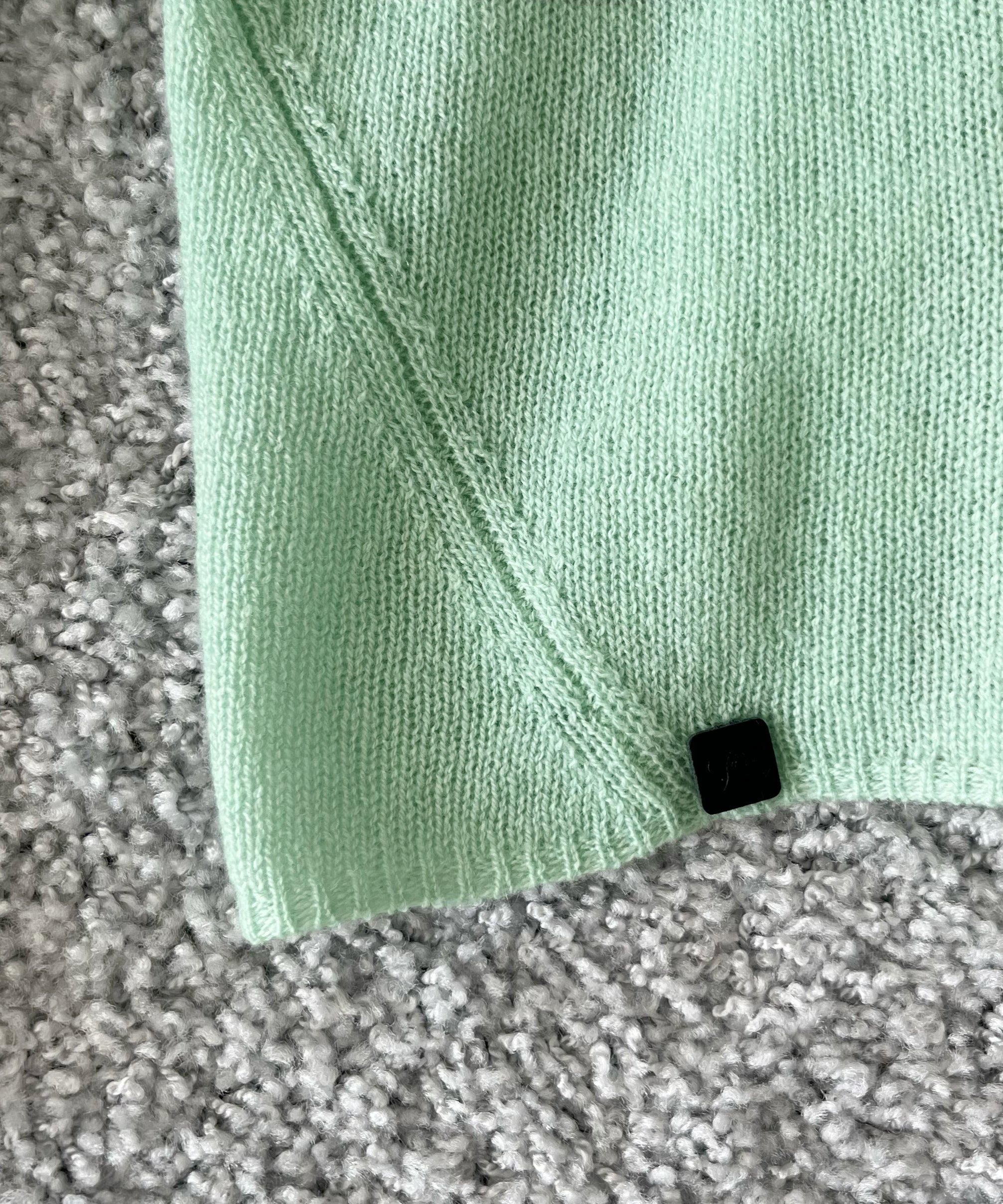 Fax Copy Express Afternoon stretch off-shoulder wrap "LEMON GREEN"