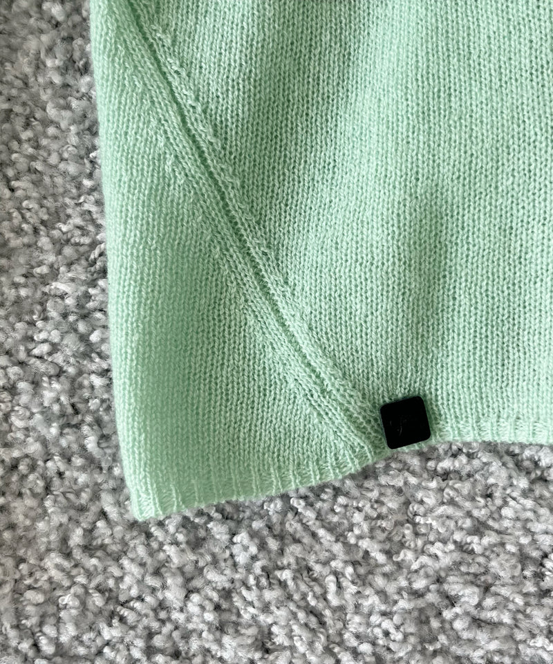 Fax Copy Express Afternoon stretch off-shoulder wrap "LEMON GREEN"