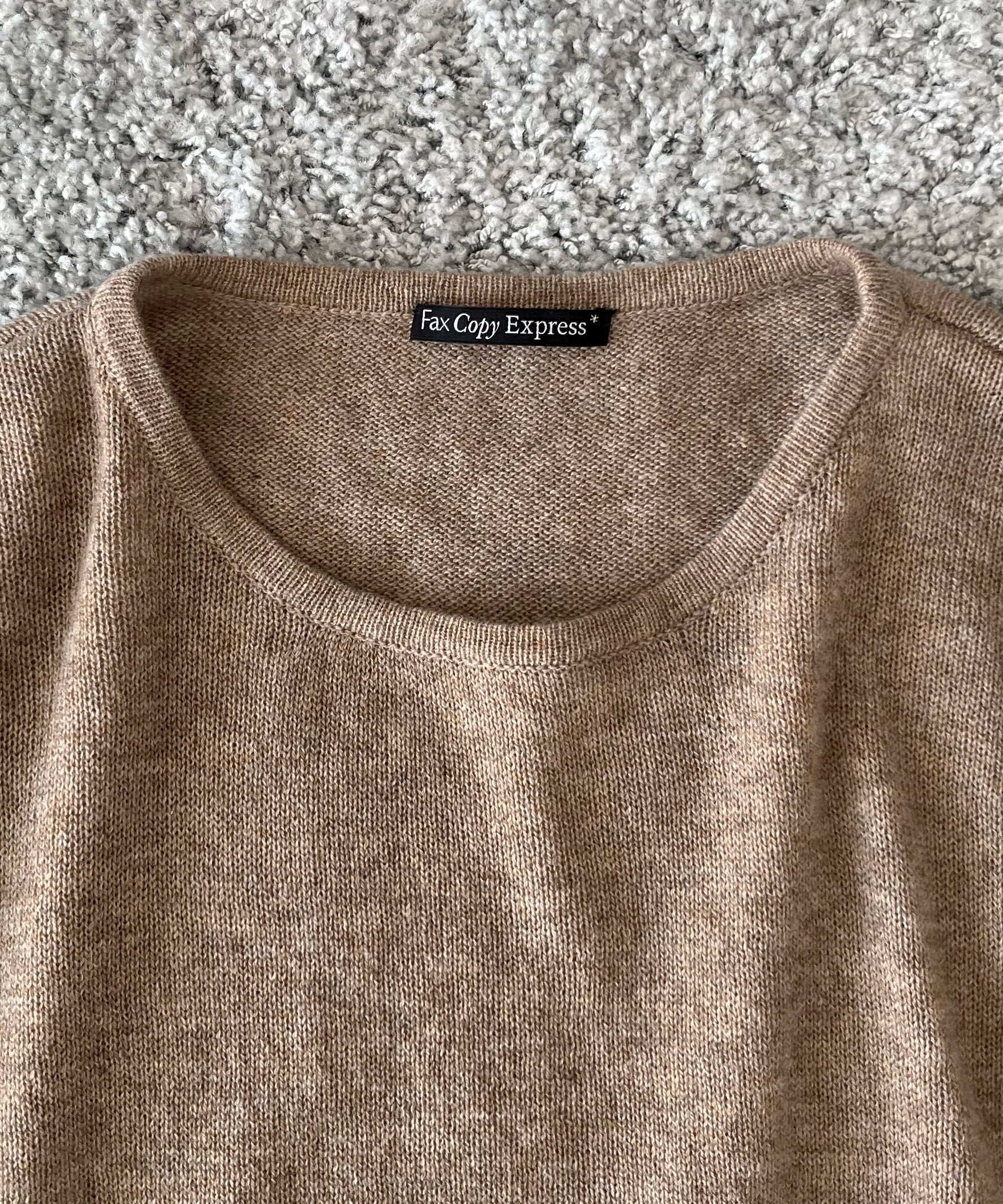 Fax Copy Express Afternoon stretch off-shoulder wrap "KHAKI"