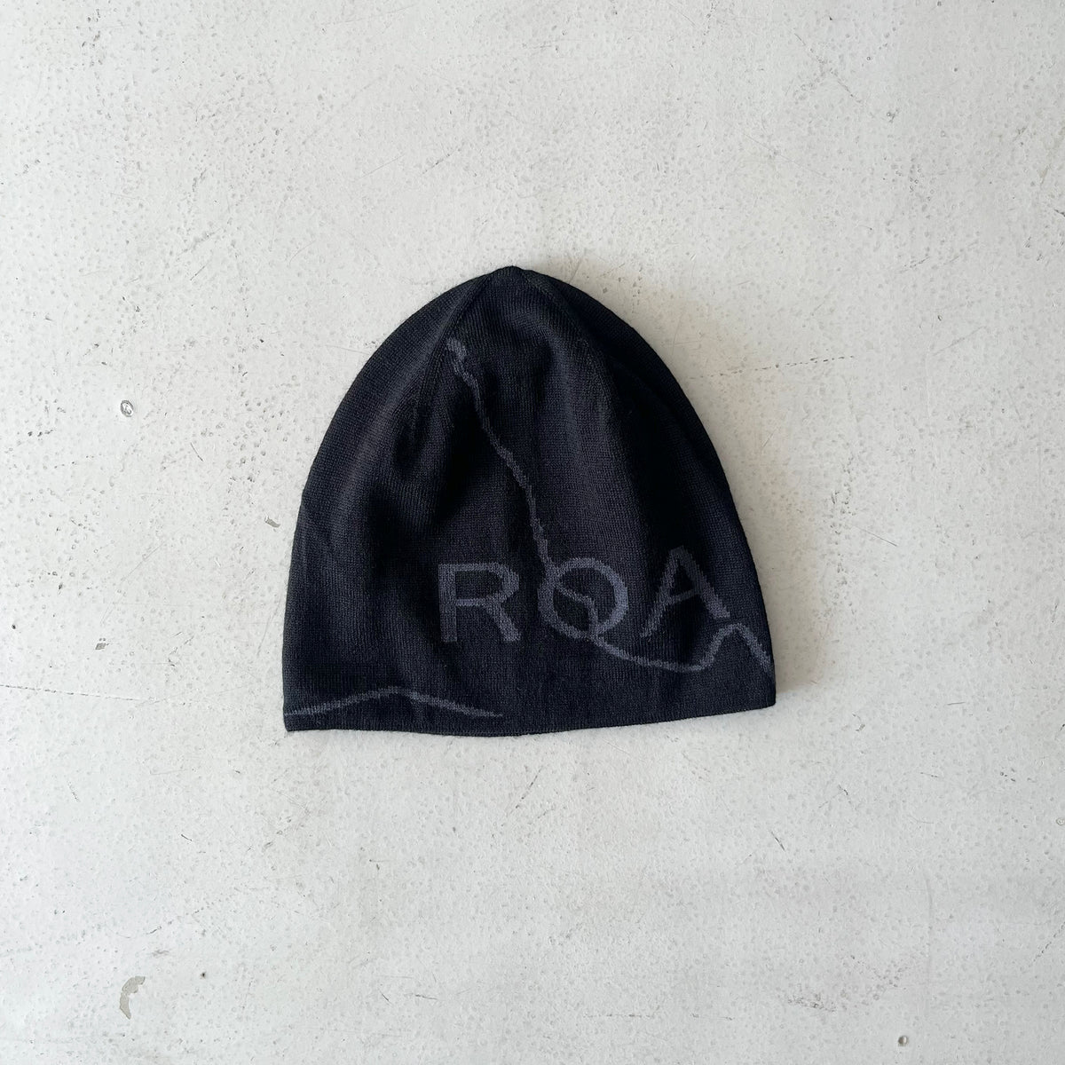 ROA Beanie Logo ビーニー(未使用) ROA LOGO BEANIE BLACK シングル ビーニー ニット帽 - メルカリ