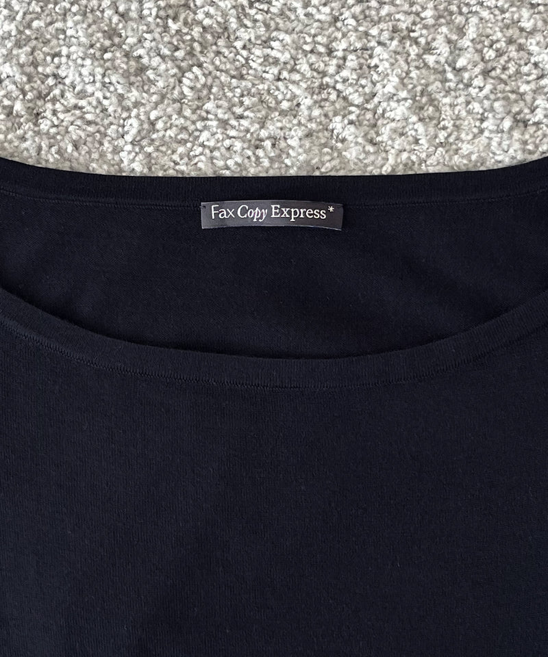 Fax Copy Express Afternoon stretch air off-shoulder top "NAVY"