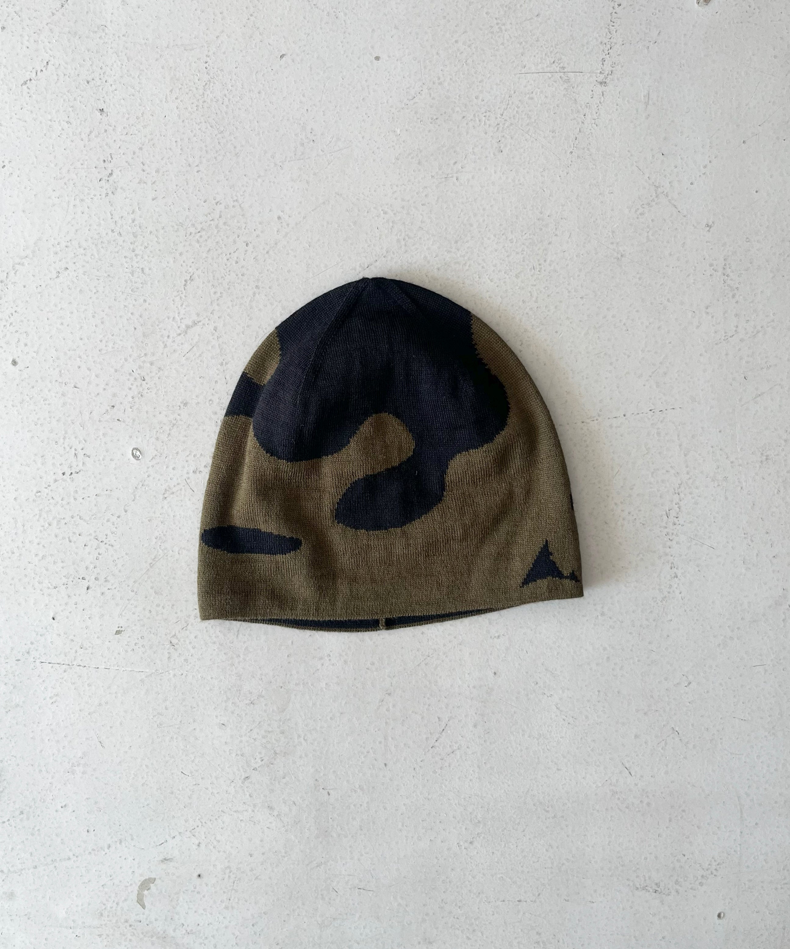 ROA Magma wool beanie "DARK GREEN"