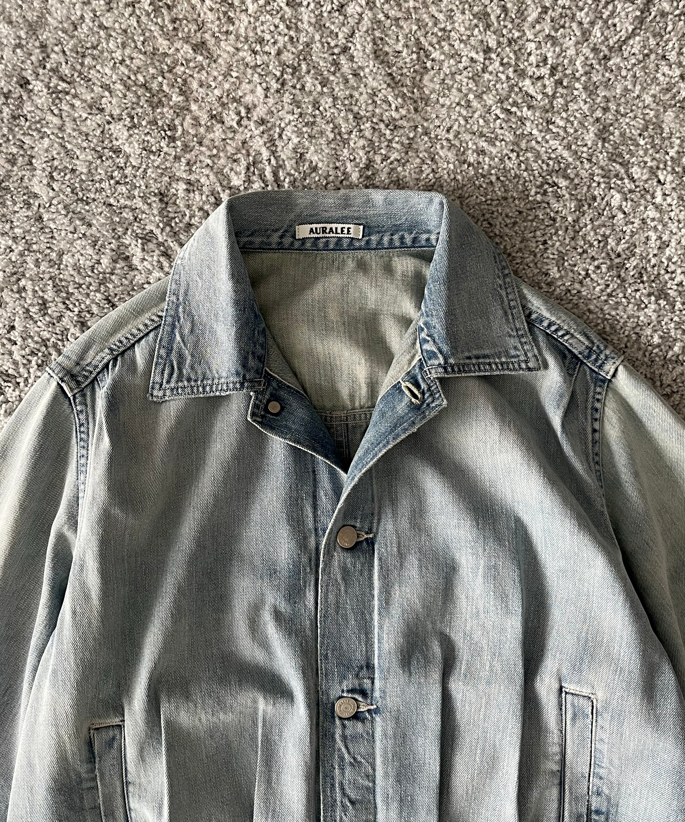 AURALEE Faded selvedge light denim blouson "LIGHT INDIGO"