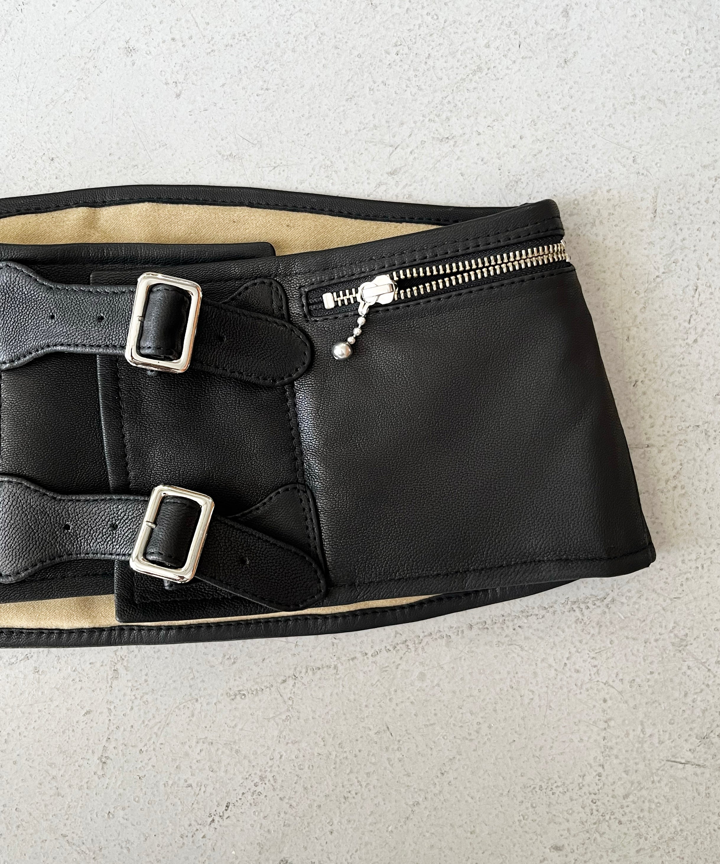 WHOWHAT Leather corset belt "BLACK×BEIGE"