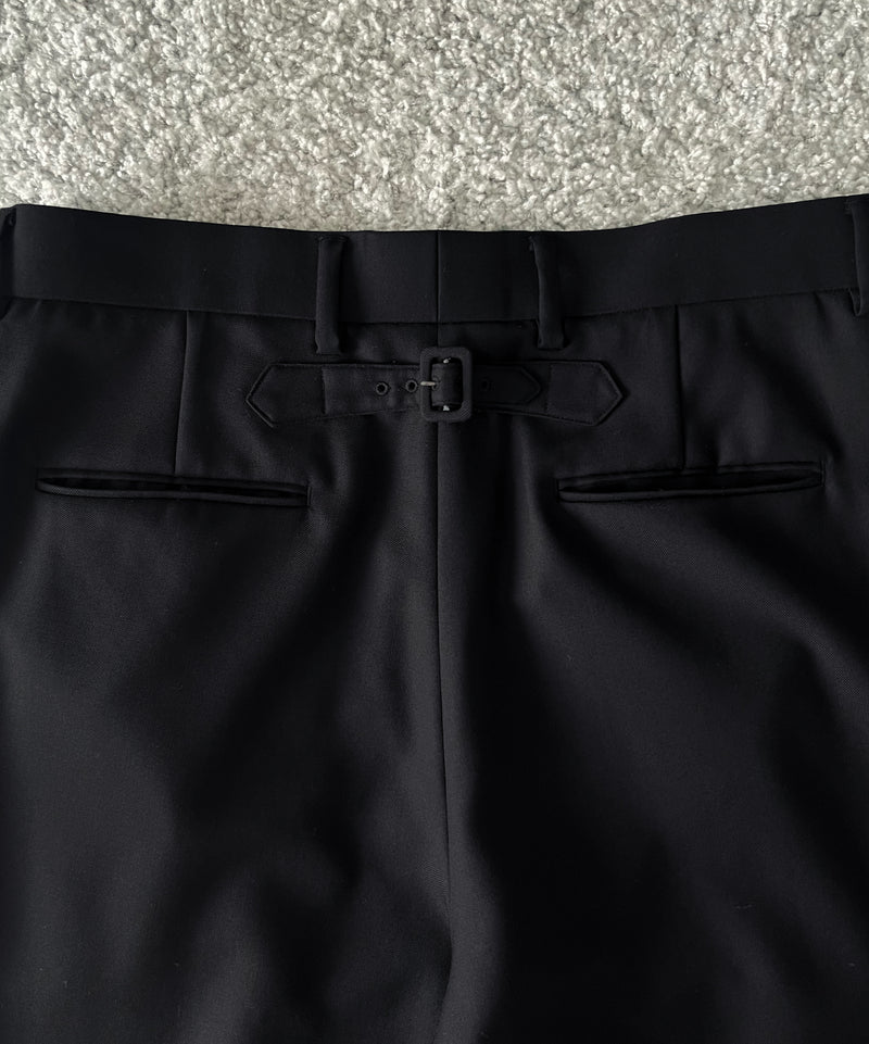DEVINUSAGE Loose slacks "BLACK"