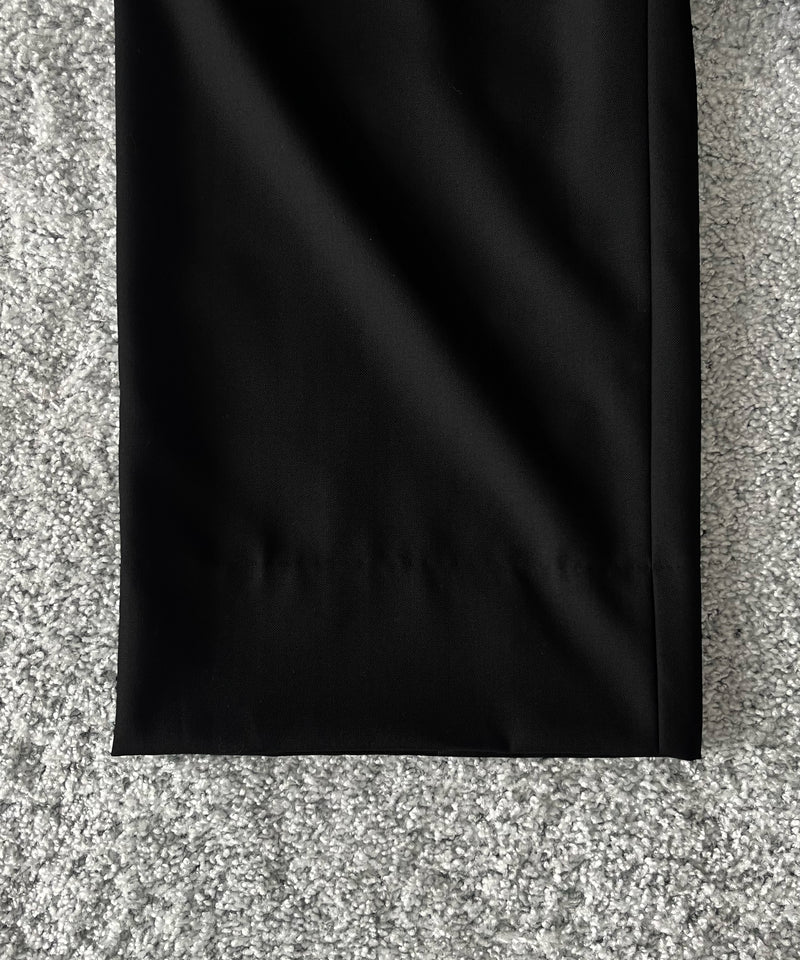 DEVINUSAGE Loose slacks "BLACK"