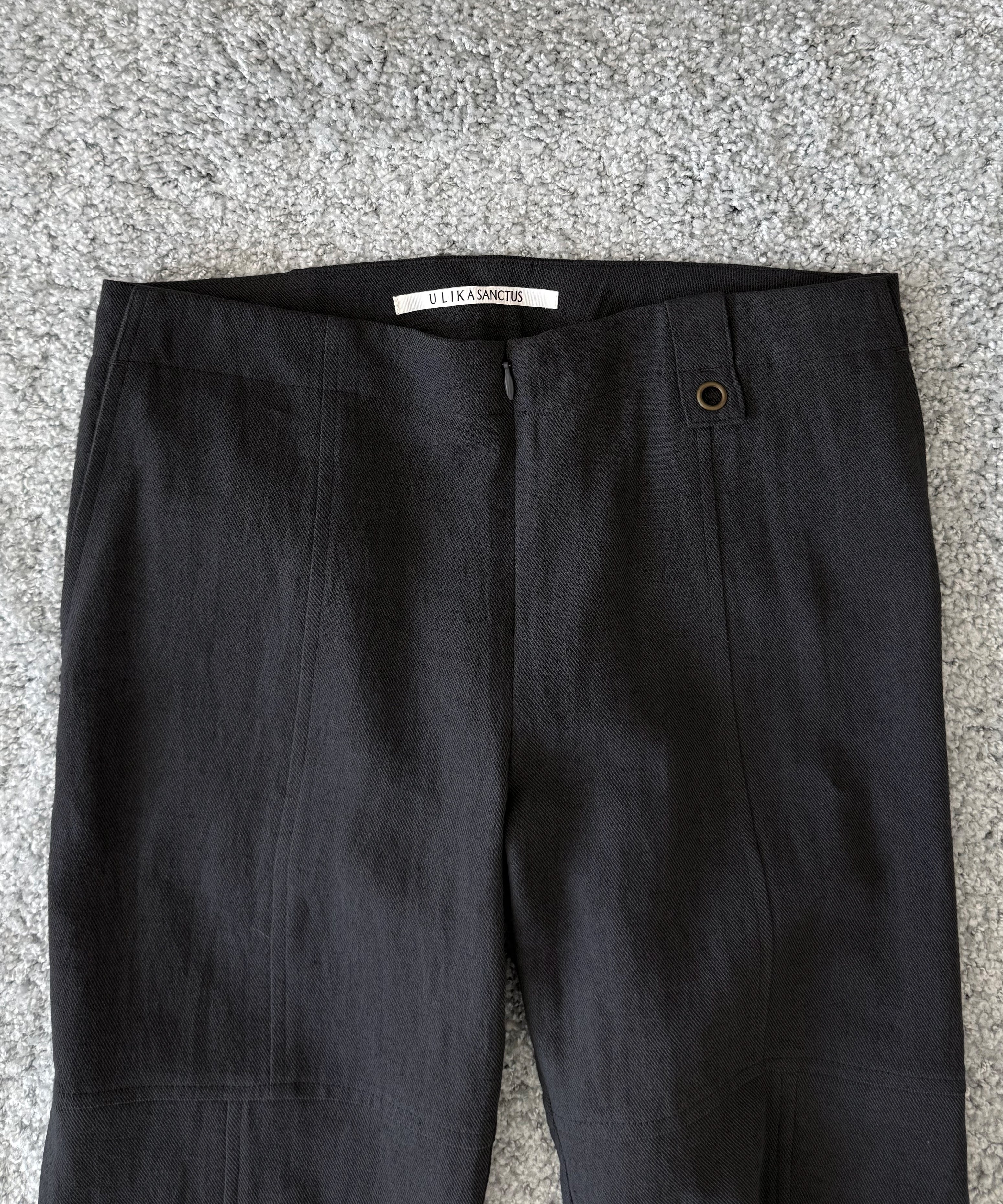 ULIKASANCTUS Double layered cropped pants "CHARCOAL"