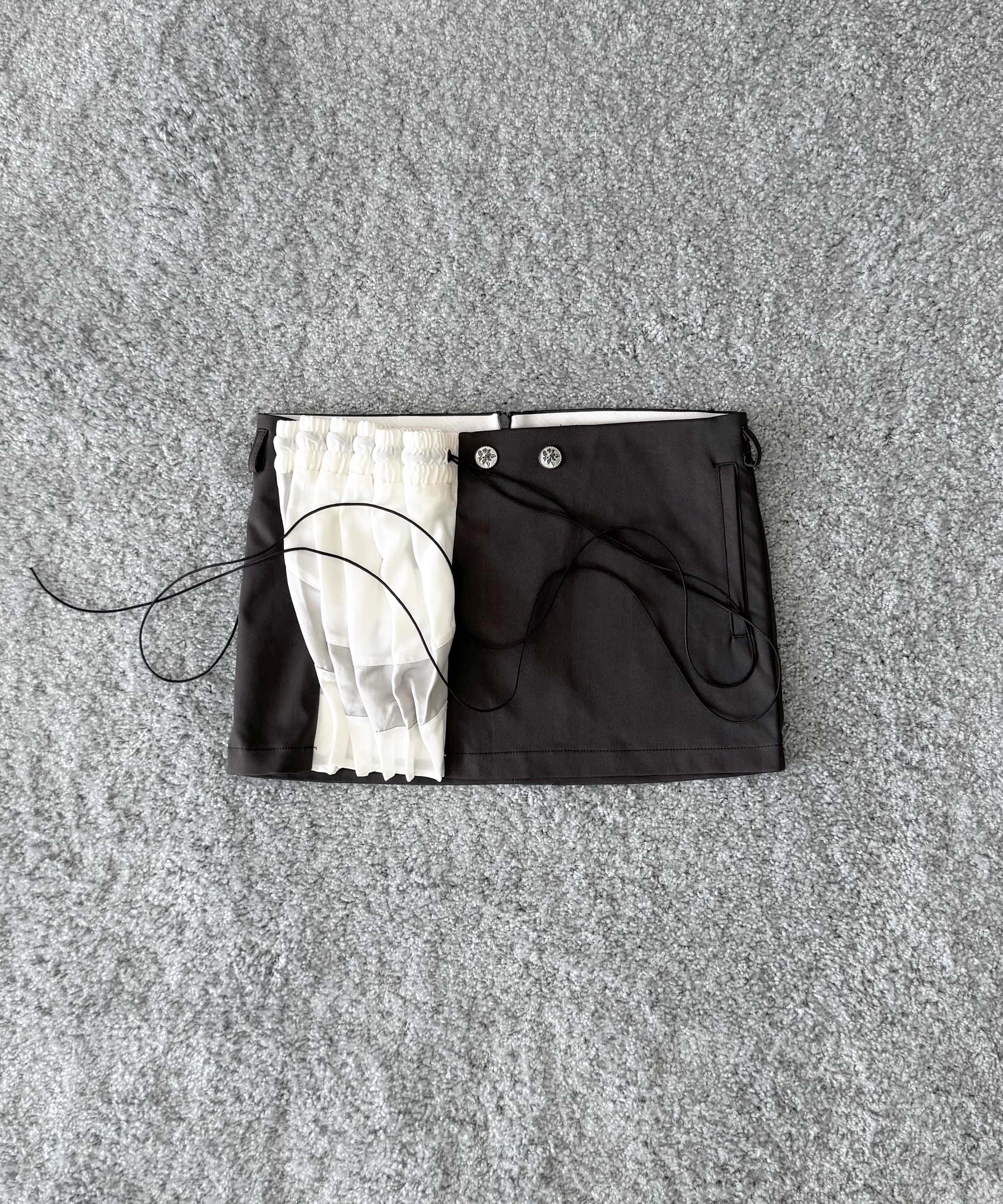 ULIKASANCTUS Curtain mini skirt "BROWN"