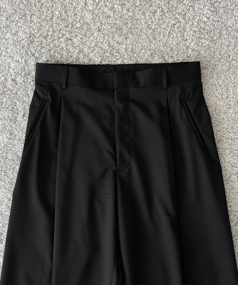 THIS No.1 "BLACK"