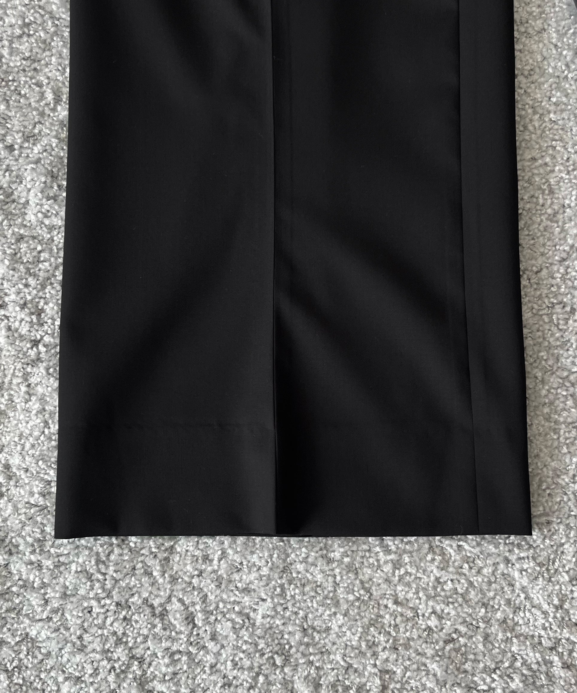 THIS No.1-A "BLACK"