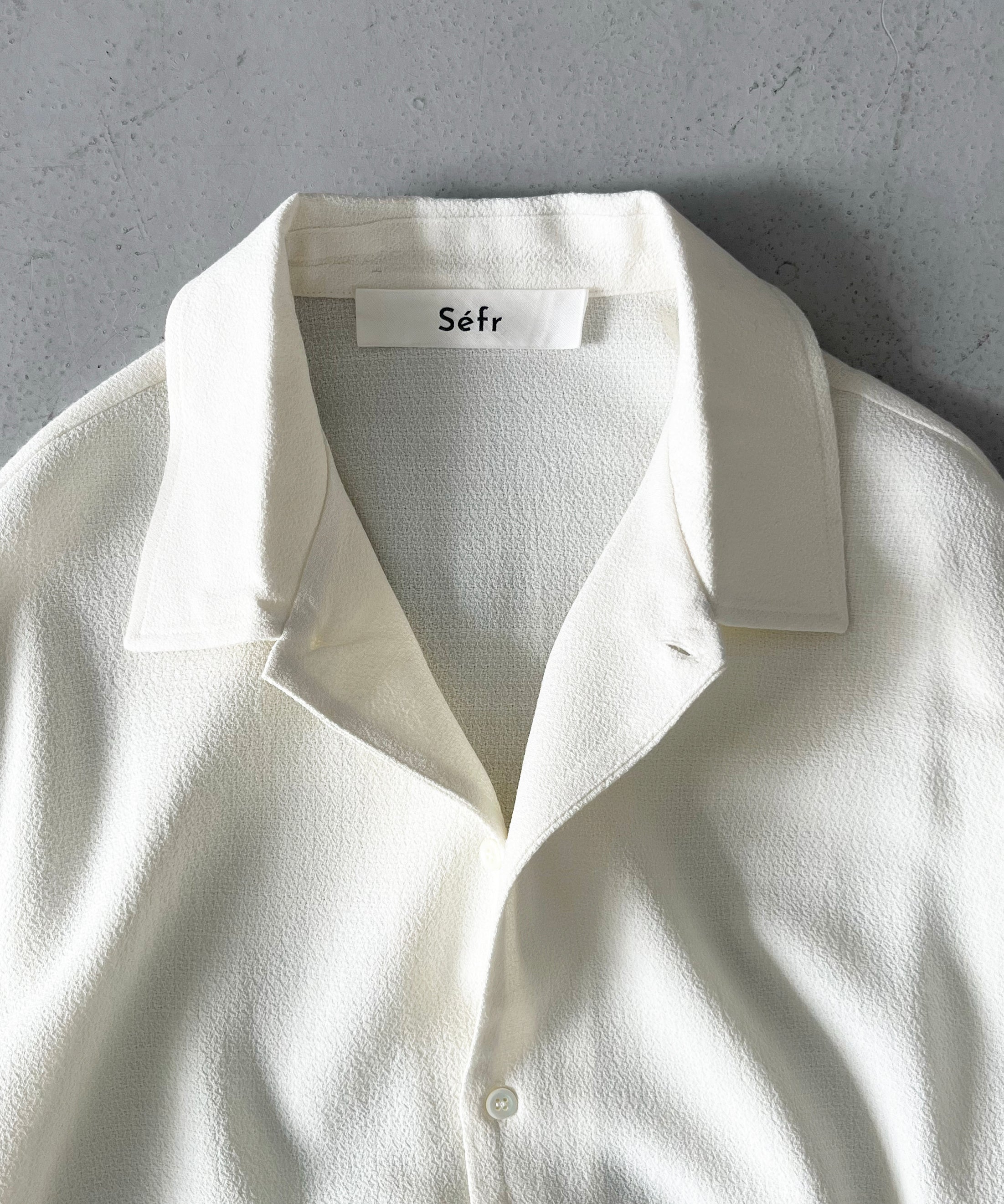 sefr Sense shirt "OFF WHITE CREPE"