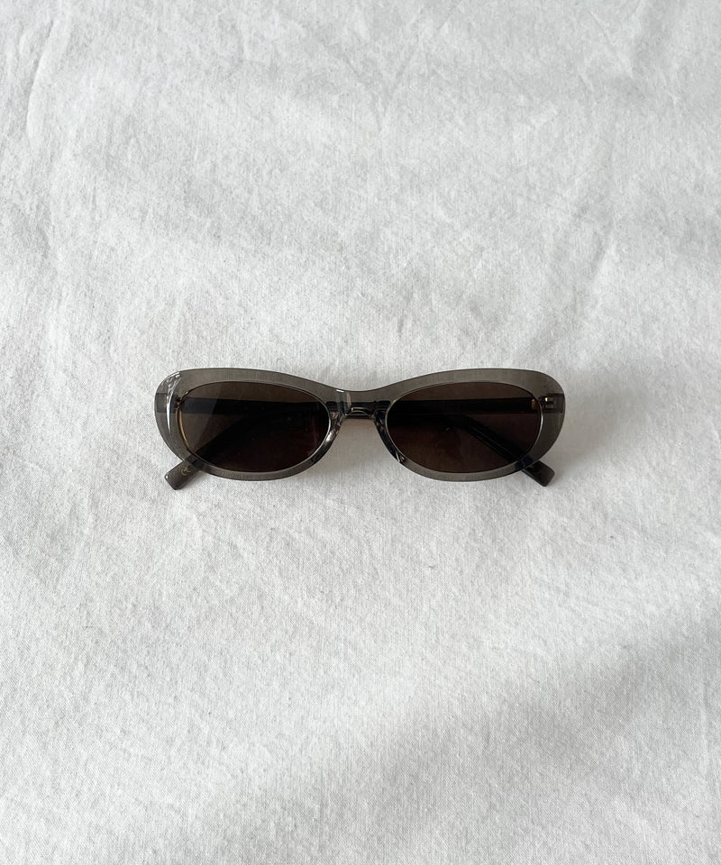 A.D.S.R. Iha  “CLEAR BROWN”