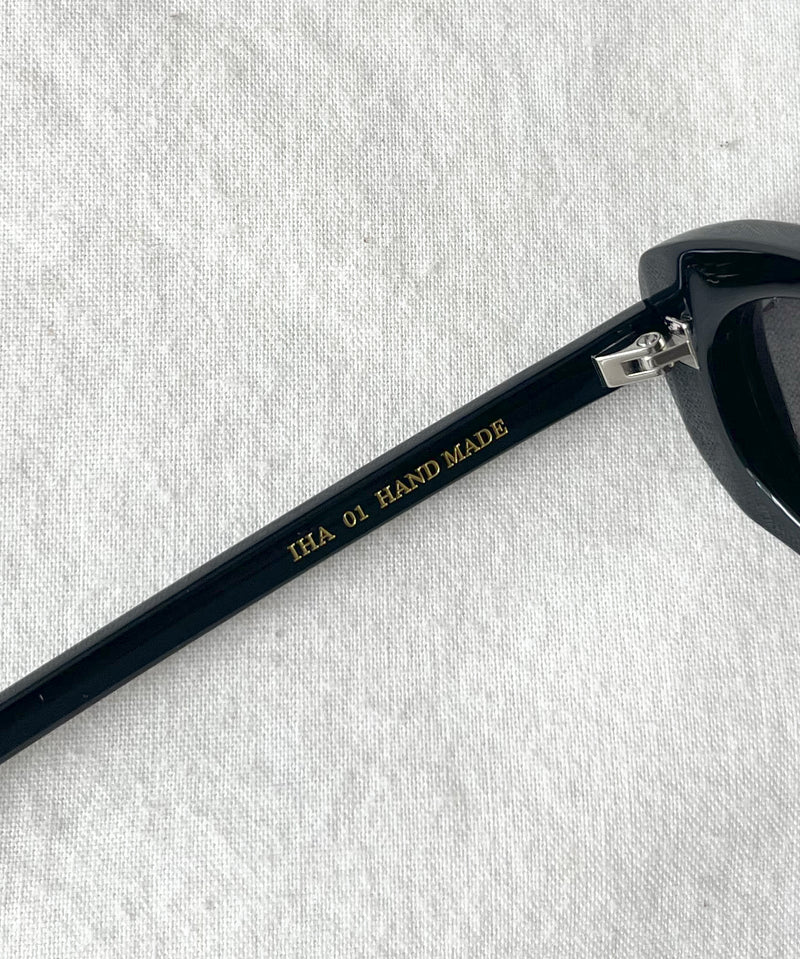 A.D.S.R. Iha "SHINY BLACK"