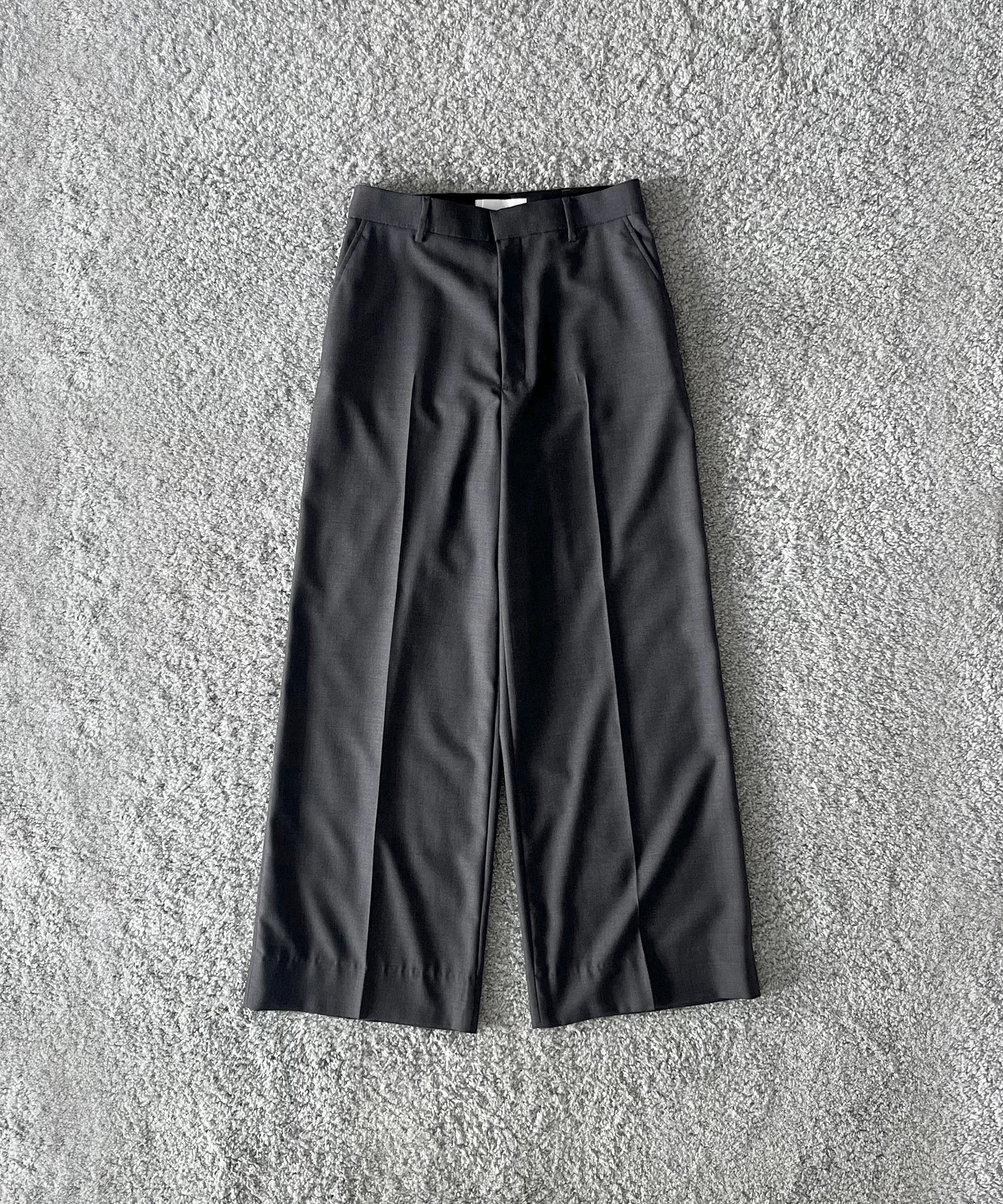 NEONSIGN【ネオンサイン】【EXCLUSIVE】Anatomic straight slacks