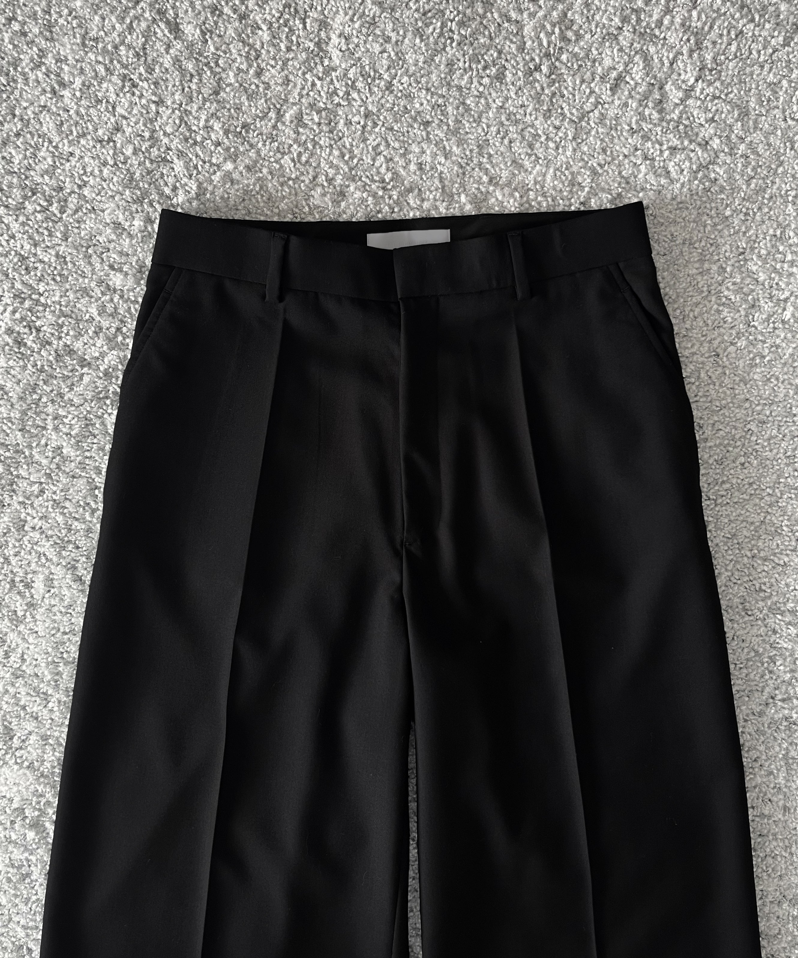 【EXCLUSIVE】NEONSIGN Anatomic straight slacks "BLACK"