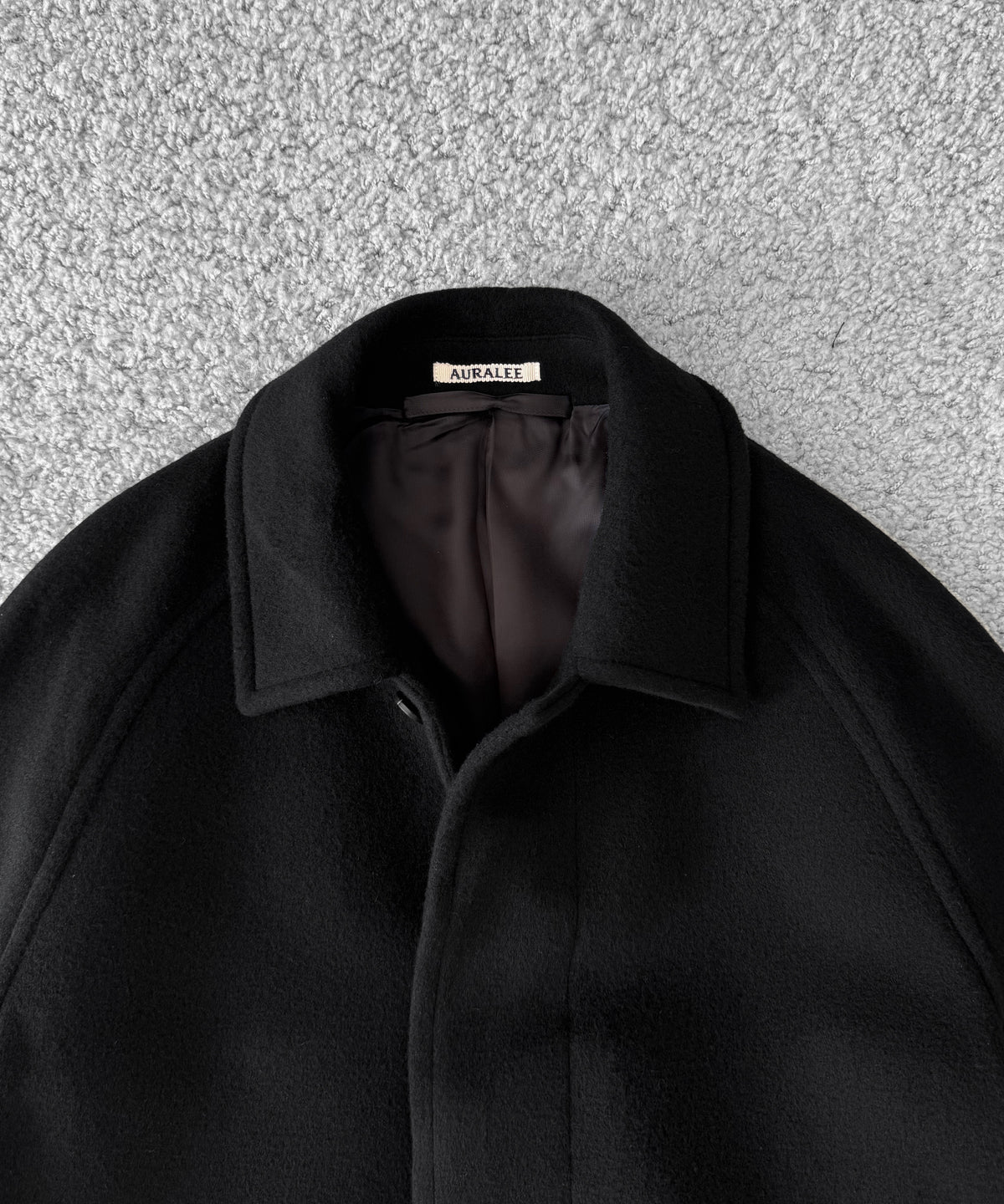 AURALEE Super fine wool mosser soutien collar coat “BLACK”