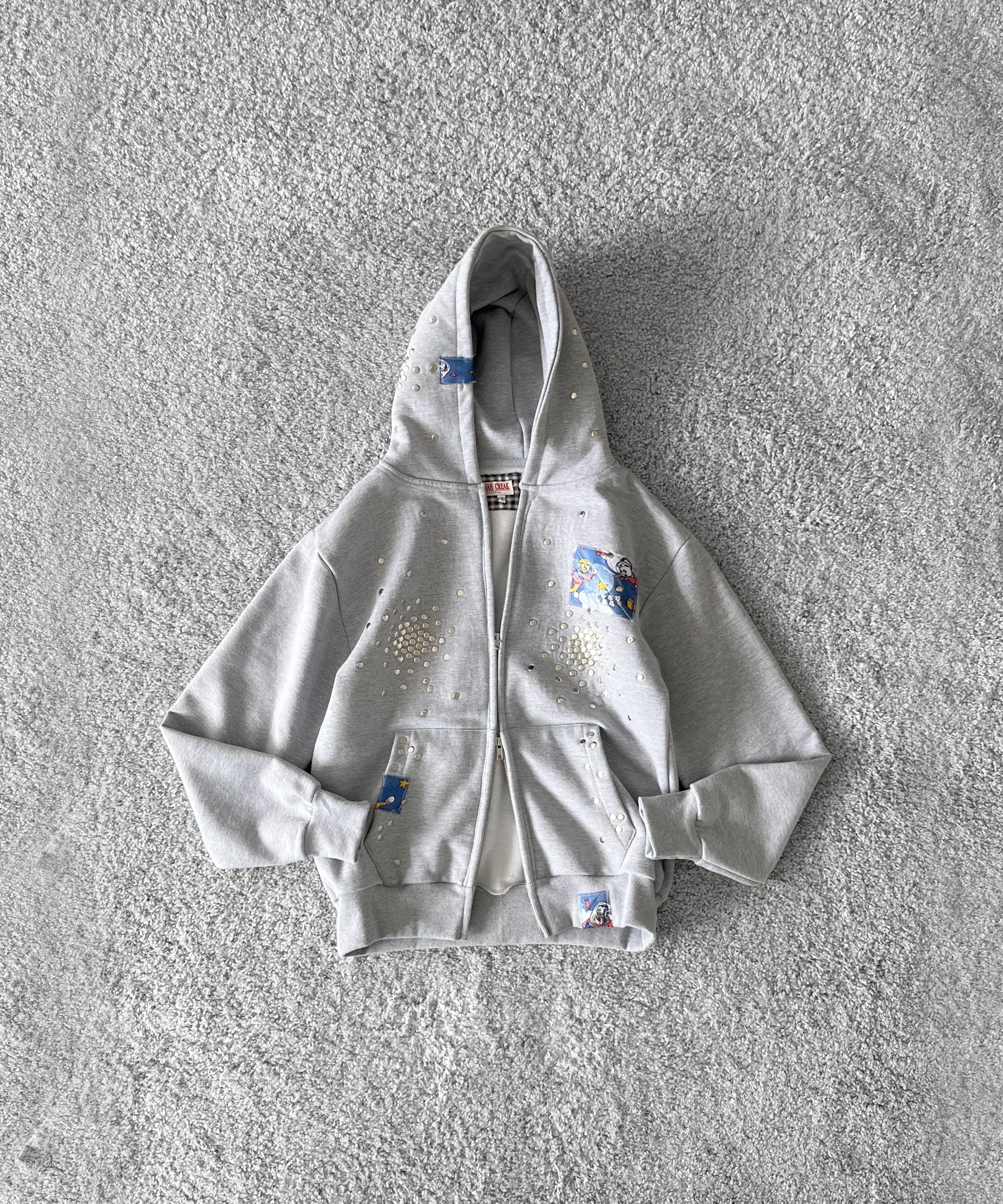 HANNAH CREAK Studded hoodie double zip "GRAY"