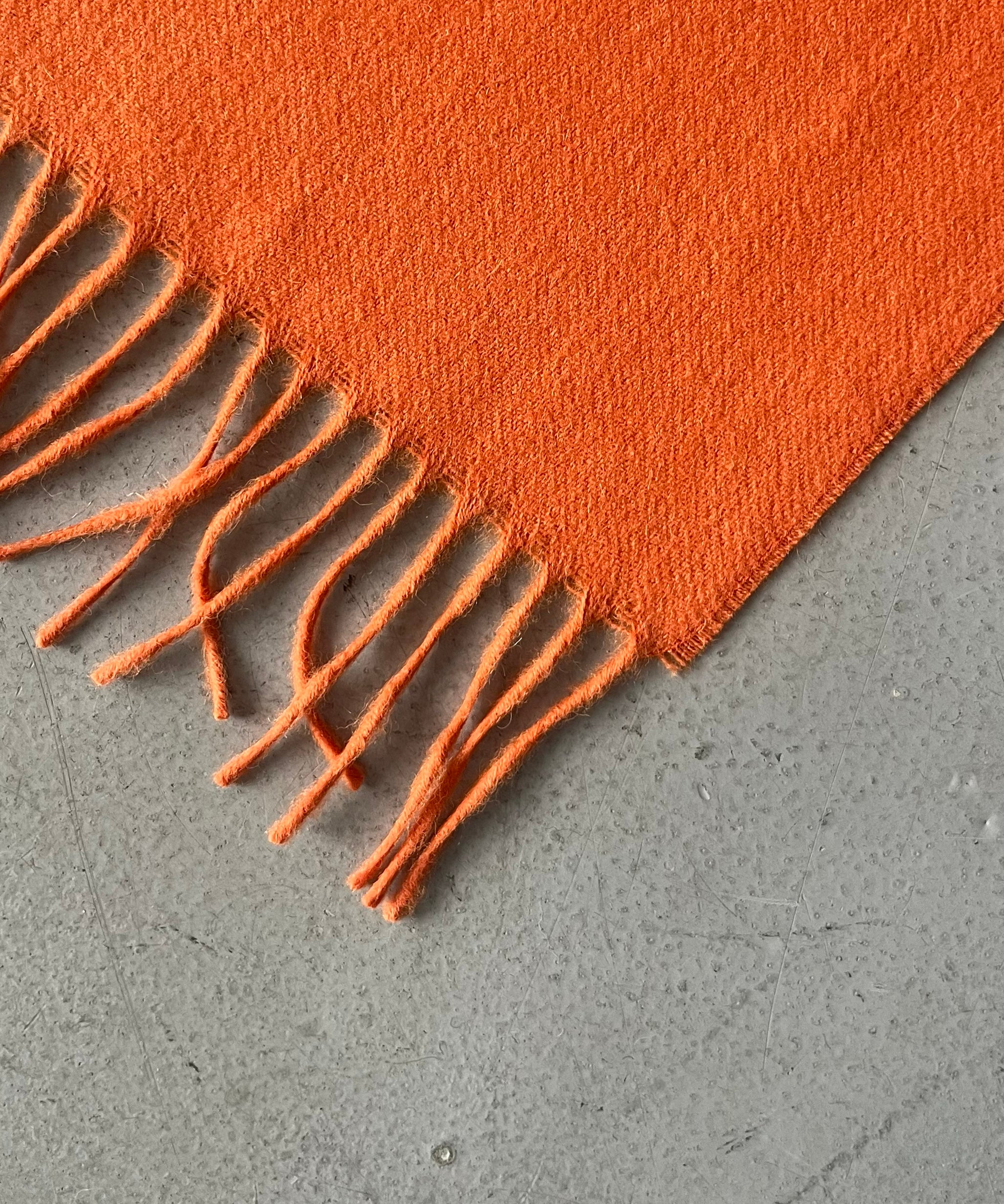 The Inoue Brothers Brushed scarf "ORANGE"