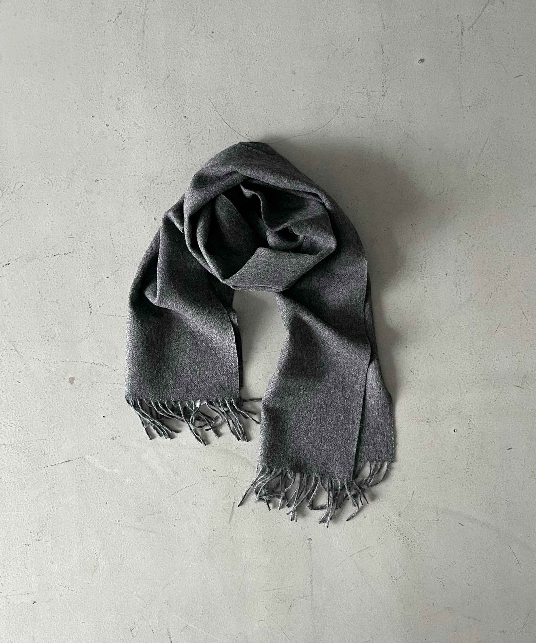 The Inoue Brothers Brushed scarf "CAMEL"