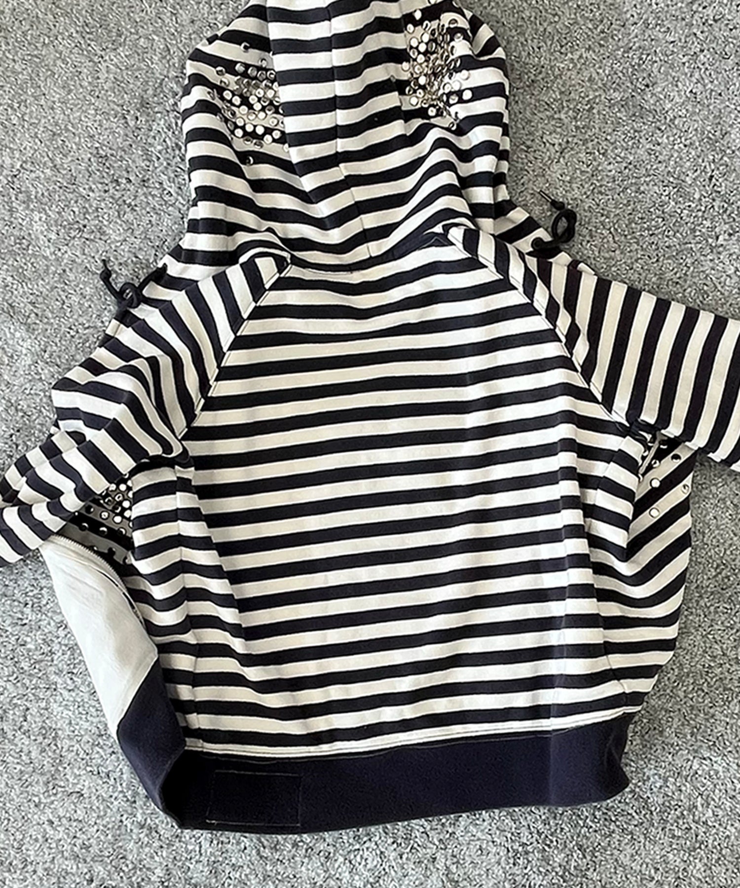 HANNAH CREAK Stud zip up hoodie "NAVY"