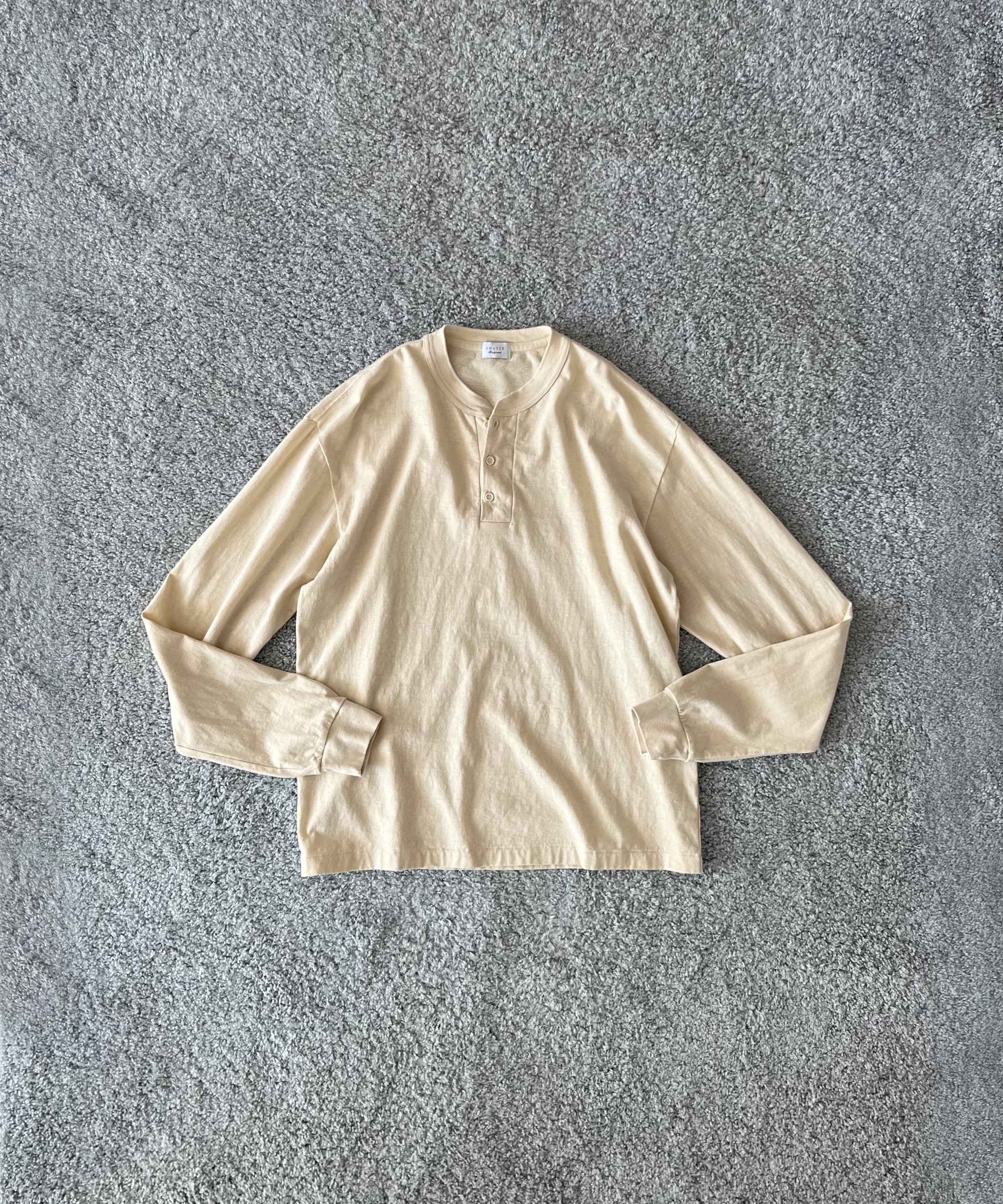 UNUSED Us2592 long-sleeve henry neck t-shirt "ECRU"