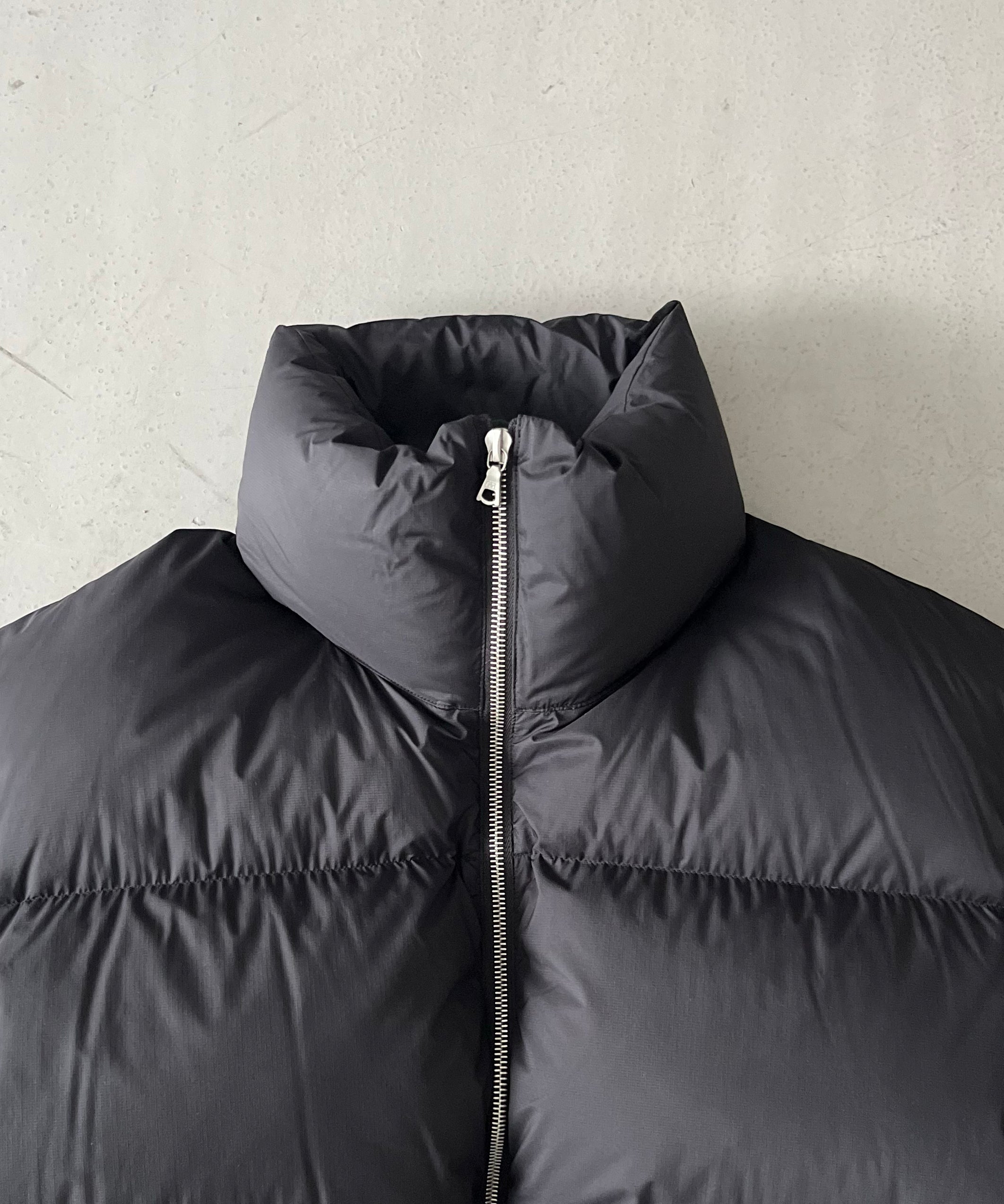 AURALEE Super light nylon ripstop down blouson "BLACK"