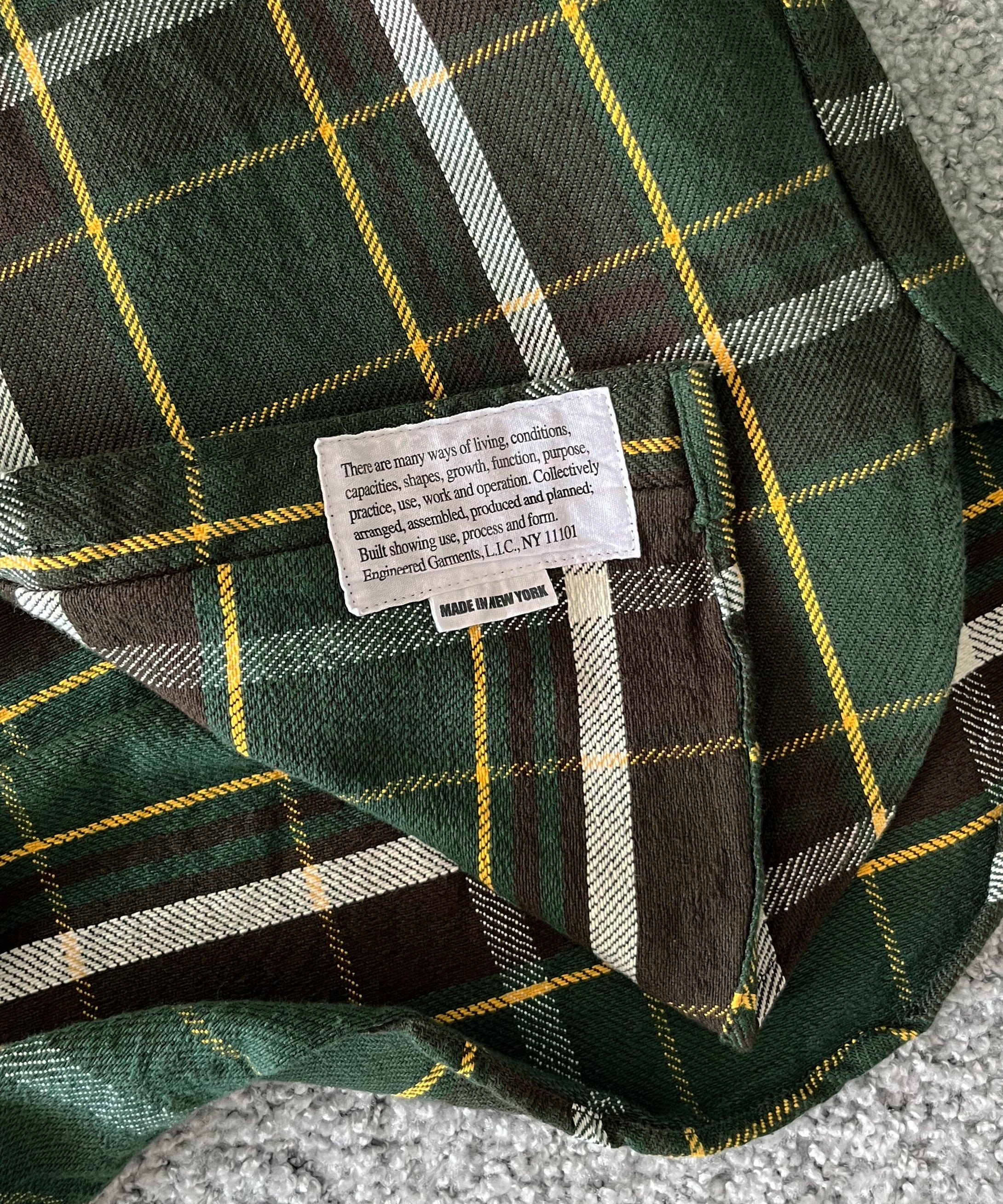 ENGINEERED GARMENTS Work shirt - ctn heavy twill plaid "OLIVE/BROWN"