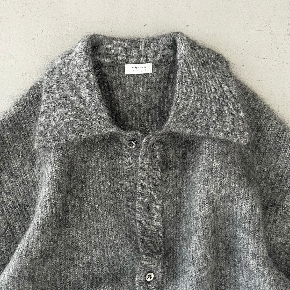 EXCLUSIVE】crepuscule【クレプスキュール】Mohair polo cardigan 