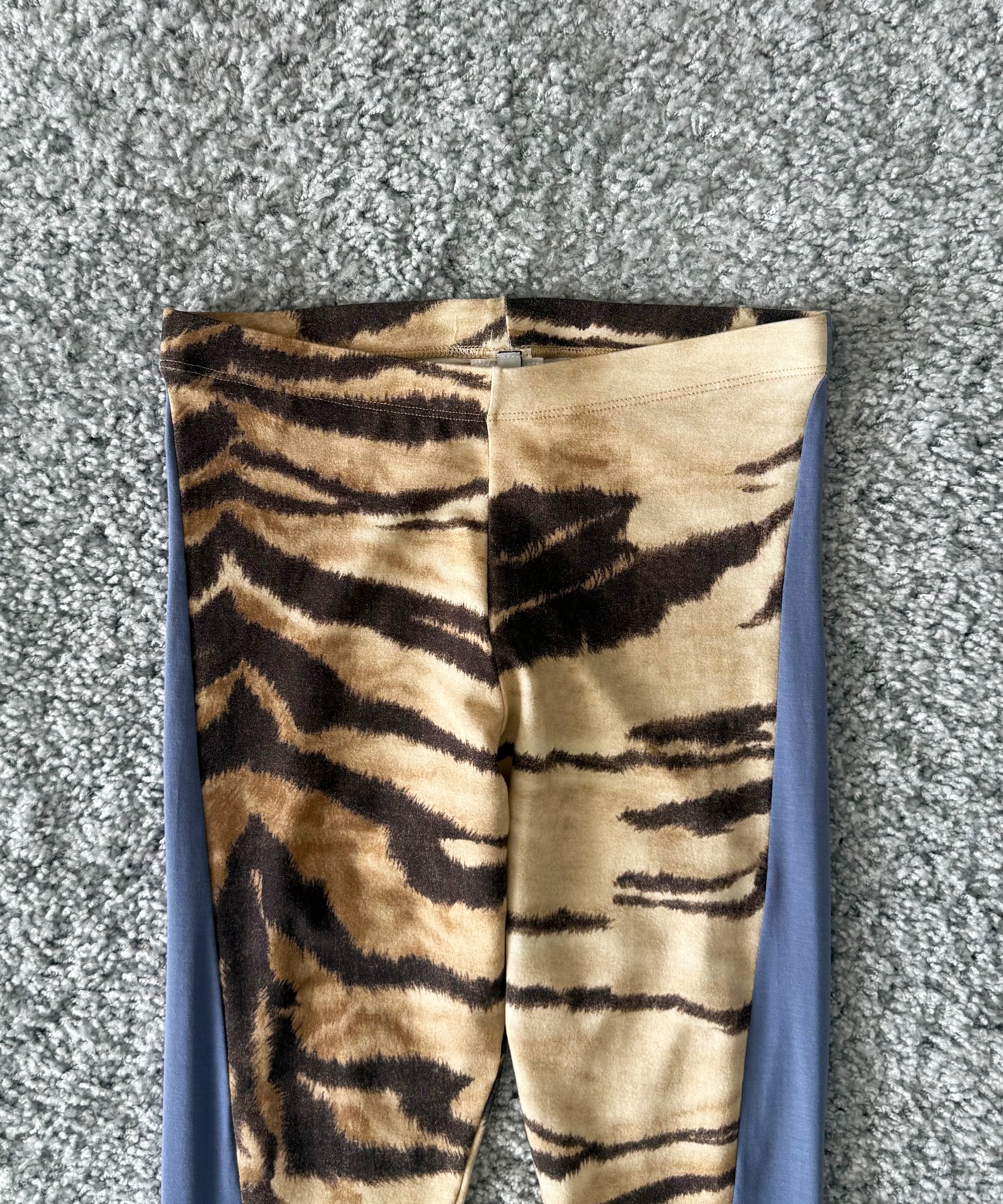 Baserange Net leggins "TIGER / KOEL BLUE"