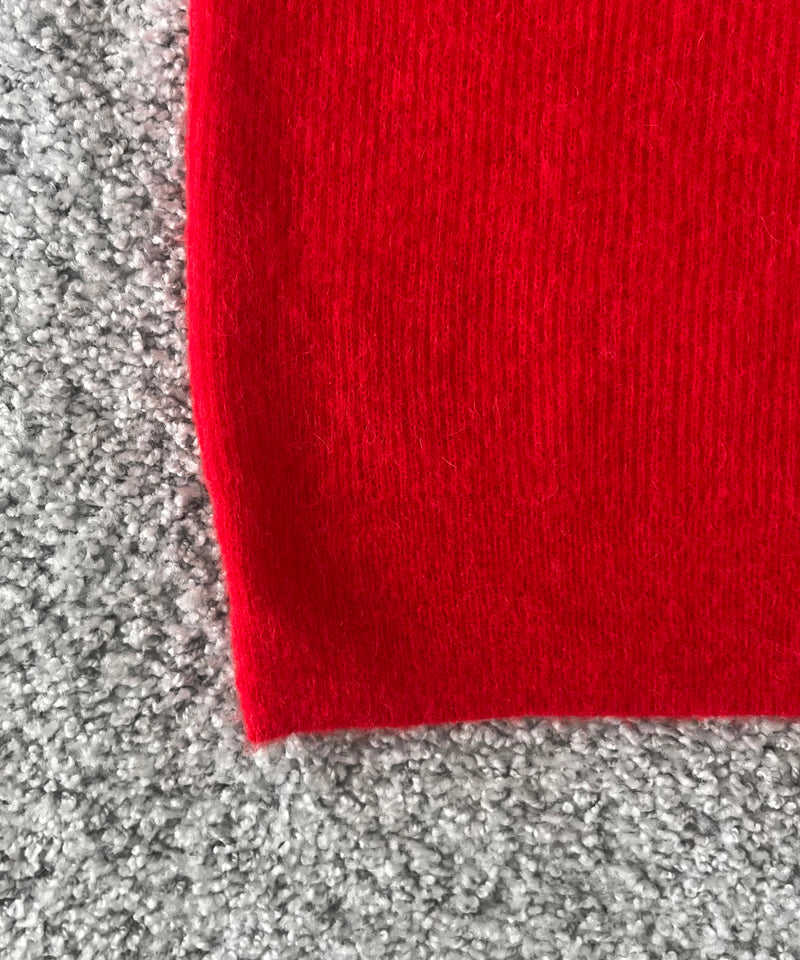 AURALEE Baby suri alpaca sheer knit v-neck p/o “RED”