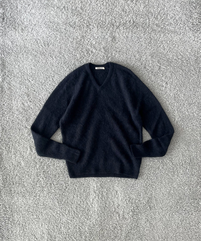 AURALEE Baby suri alpaca sheer knit v-neck p/o “NAVY”