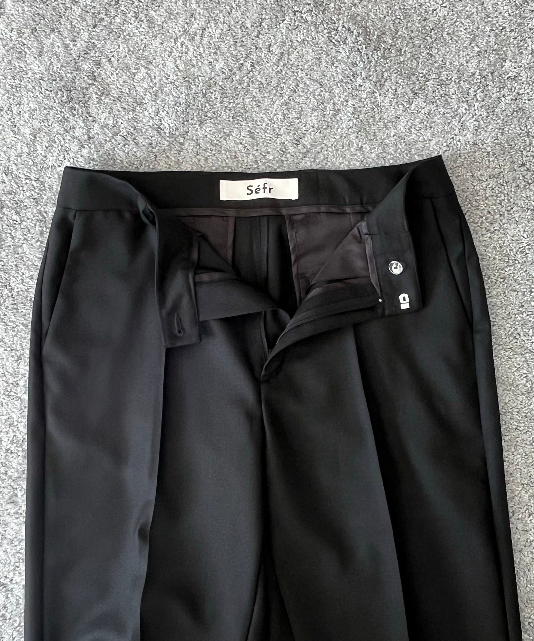 sefr Jeon trouser "FINE BLACK WOOL"