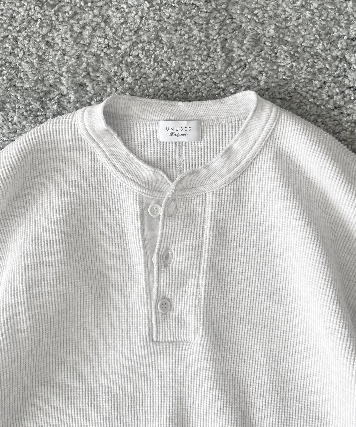 UNUSED Us2595 long-sleeve henry neck waffle t-shirt "HEATHER"