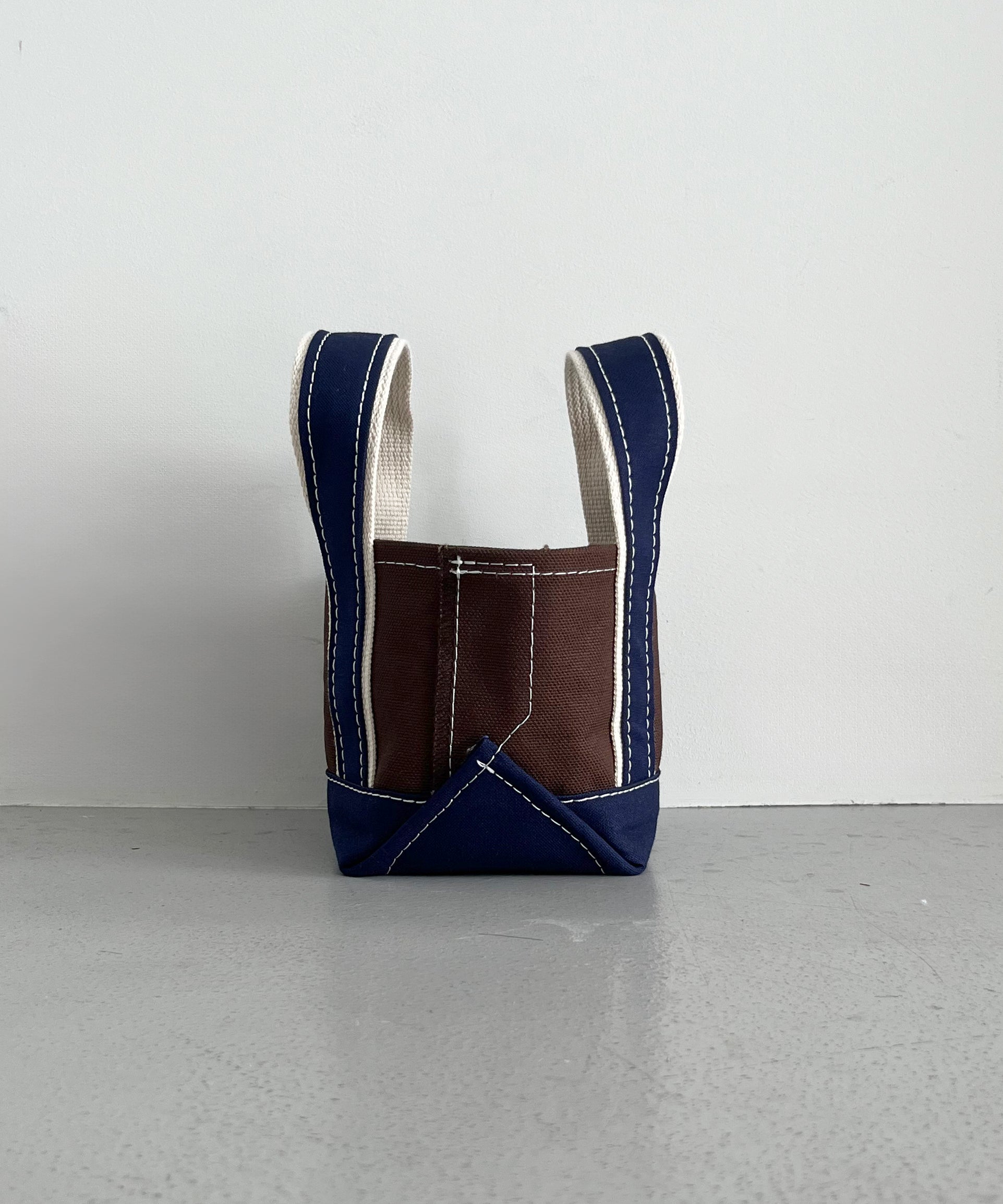 KOOKY ZOO Kooky bag "BROWN×NAVY"