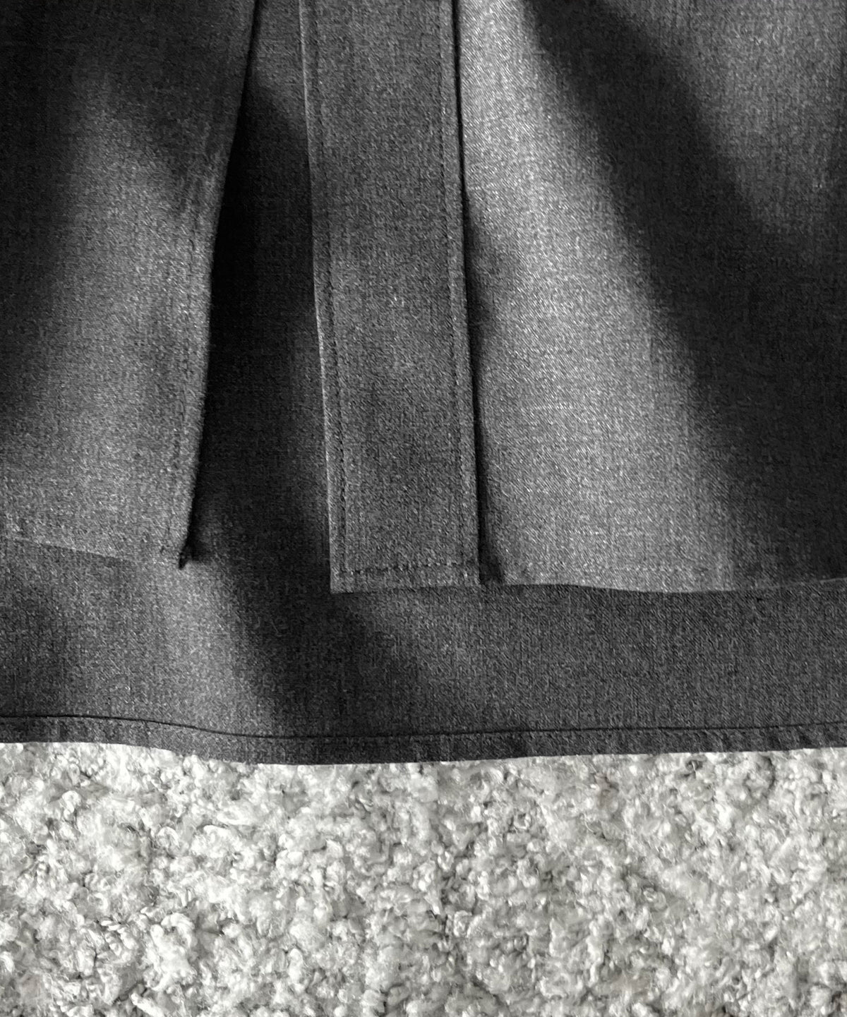 well Buttons position shirt "GRAY"