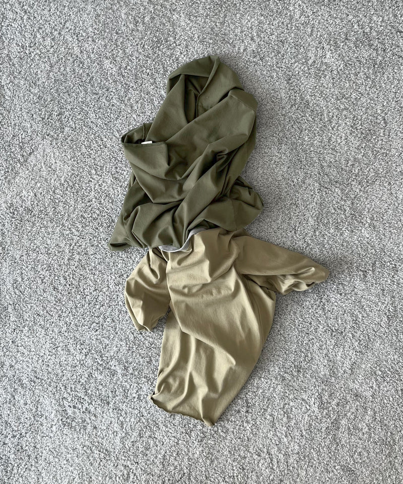 ISSUETHINGS 26b/125-c-01 "OLIVE GREEN & LIGHT GREEN"