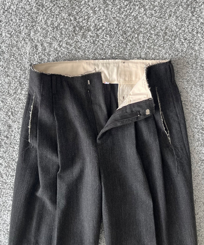 ISSUETHINGS 26b/118-wn-00 "DARK GRAY"