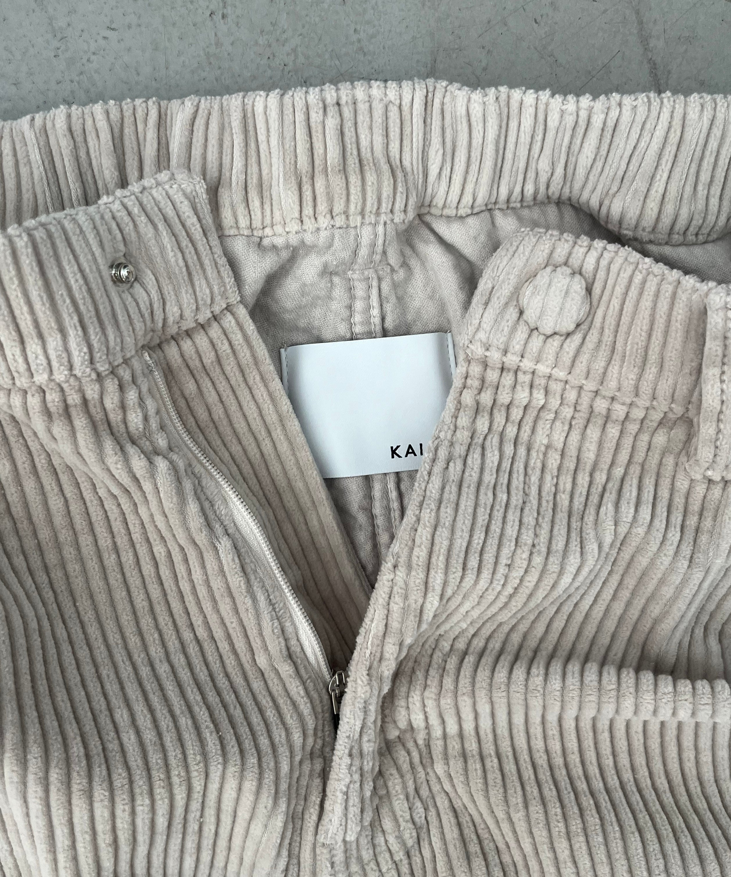 KAIKO Colored cord wides "L.BEIGE"