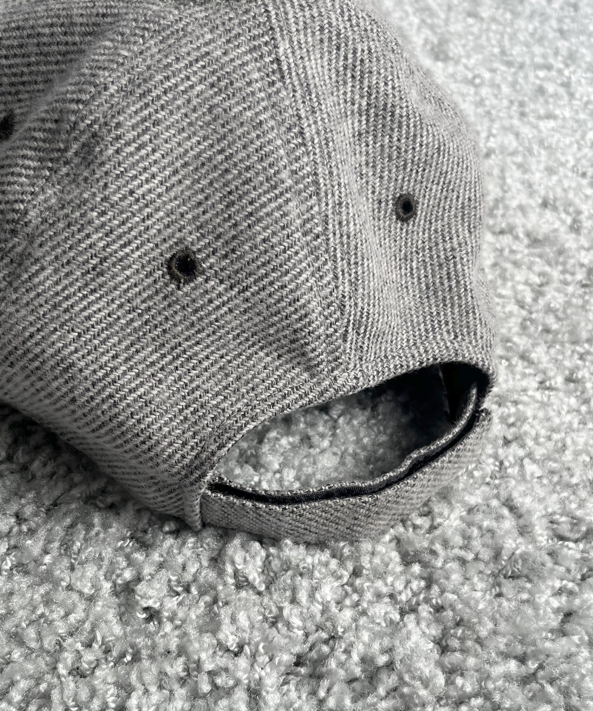 ABELIA EDOWARD GOUCHA Aeg cap 0505 "GREY"