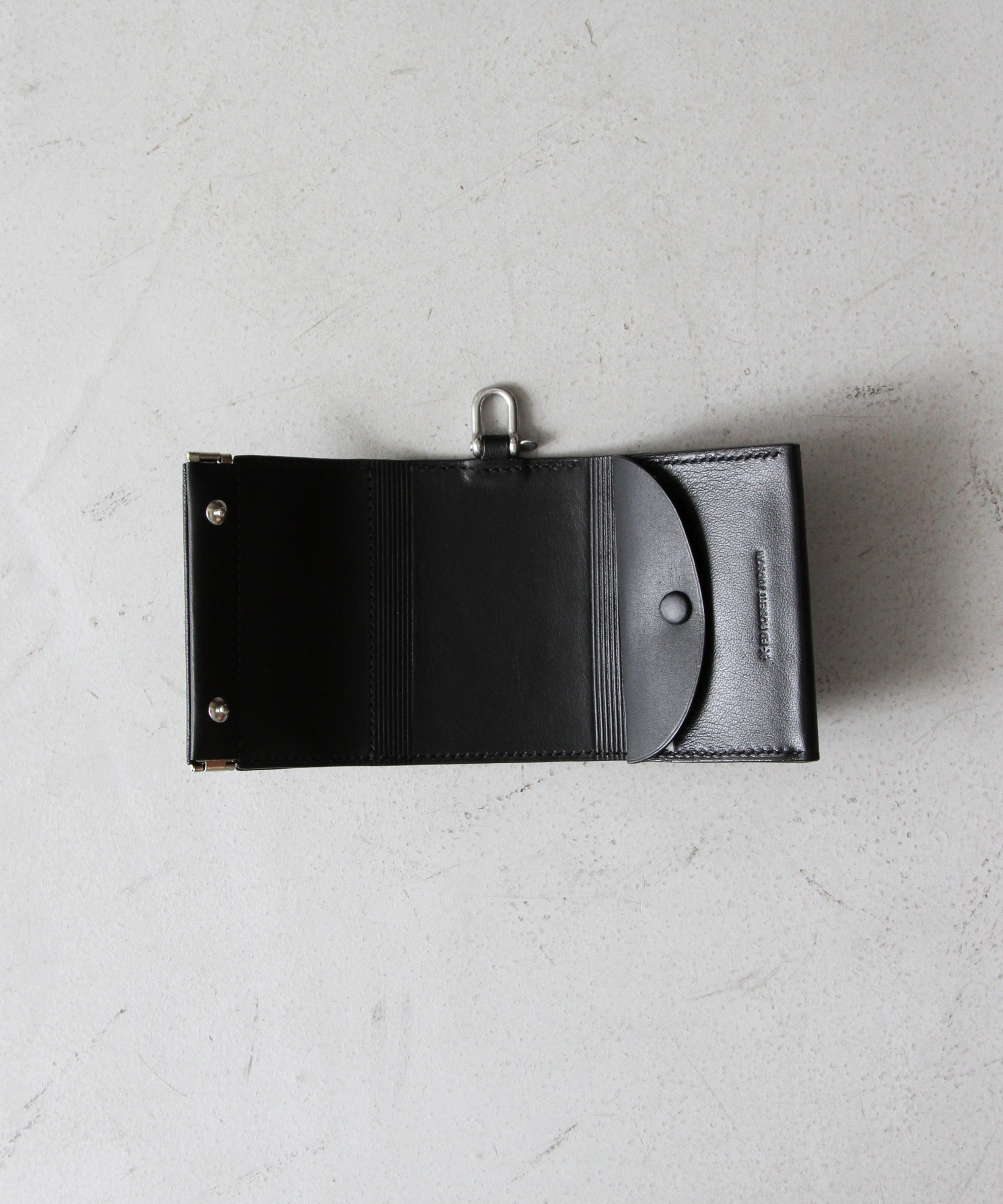 ED ROBERT JUDSON【エドロバートジャドソン】shackle trifold wallet BLACK｜O WEB STORE